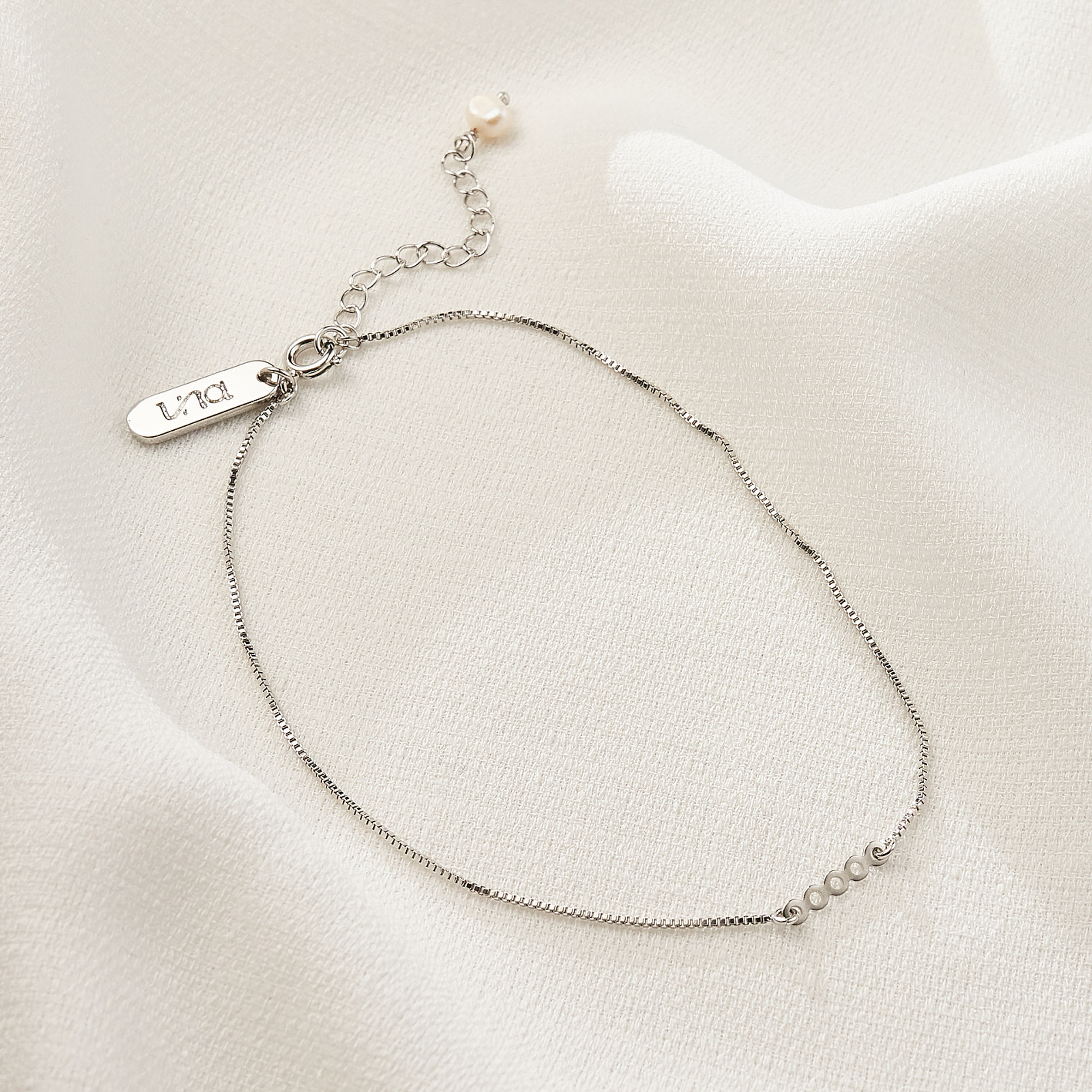 Tornozeleira Flavia Banho Ródio Branco