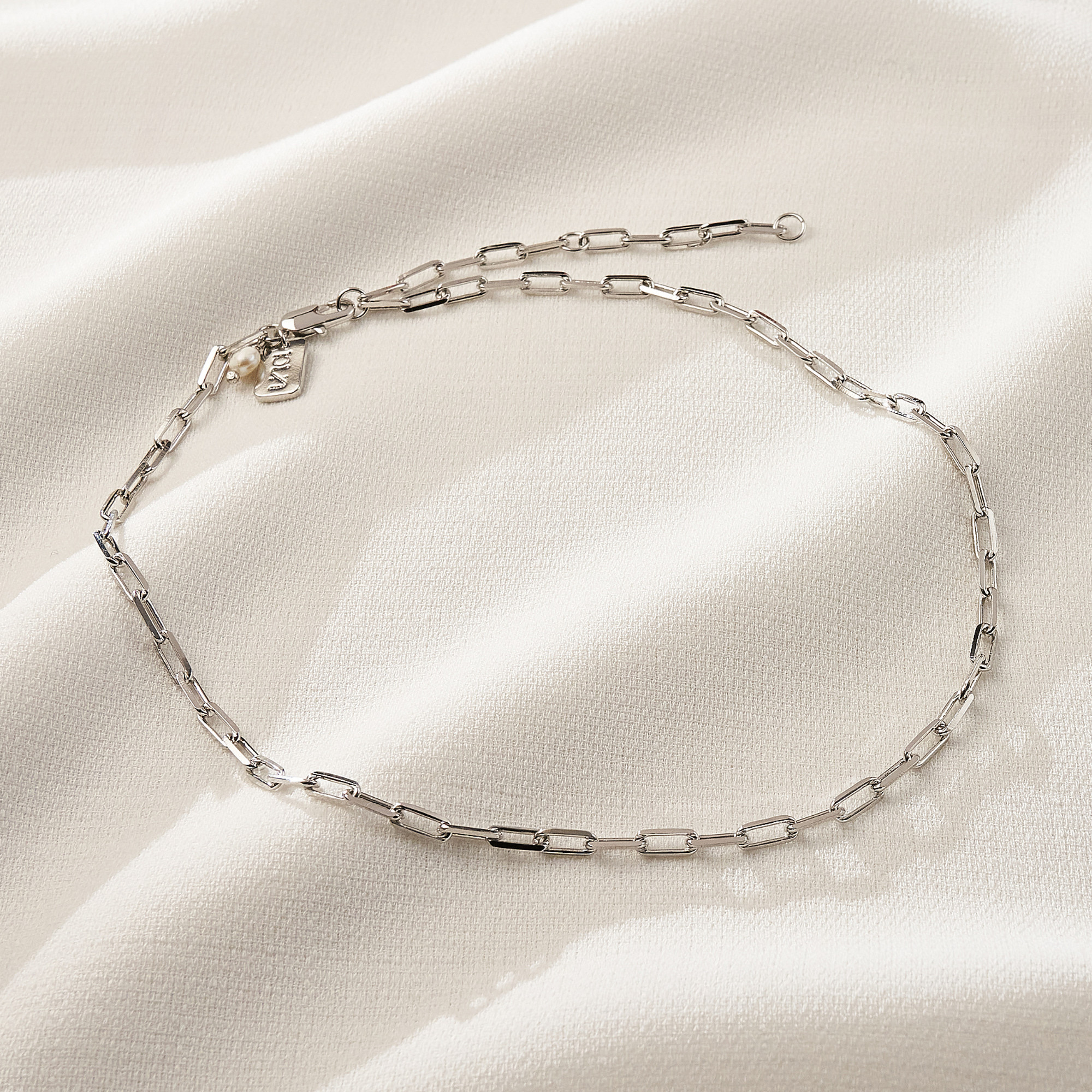 Colar Amalia Banho Ródio Branco