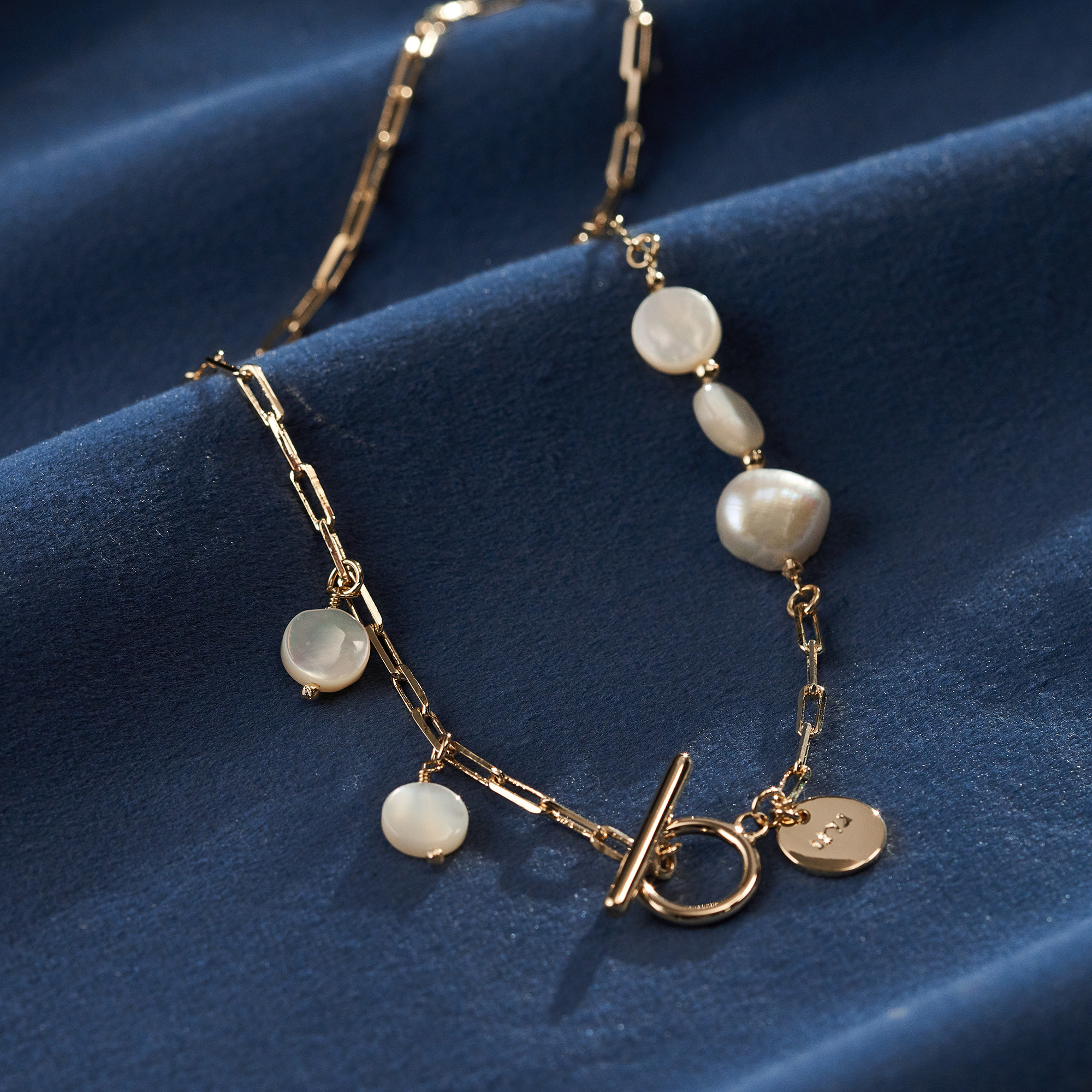 Colar Choker Beatriz Banho Ouro 18k