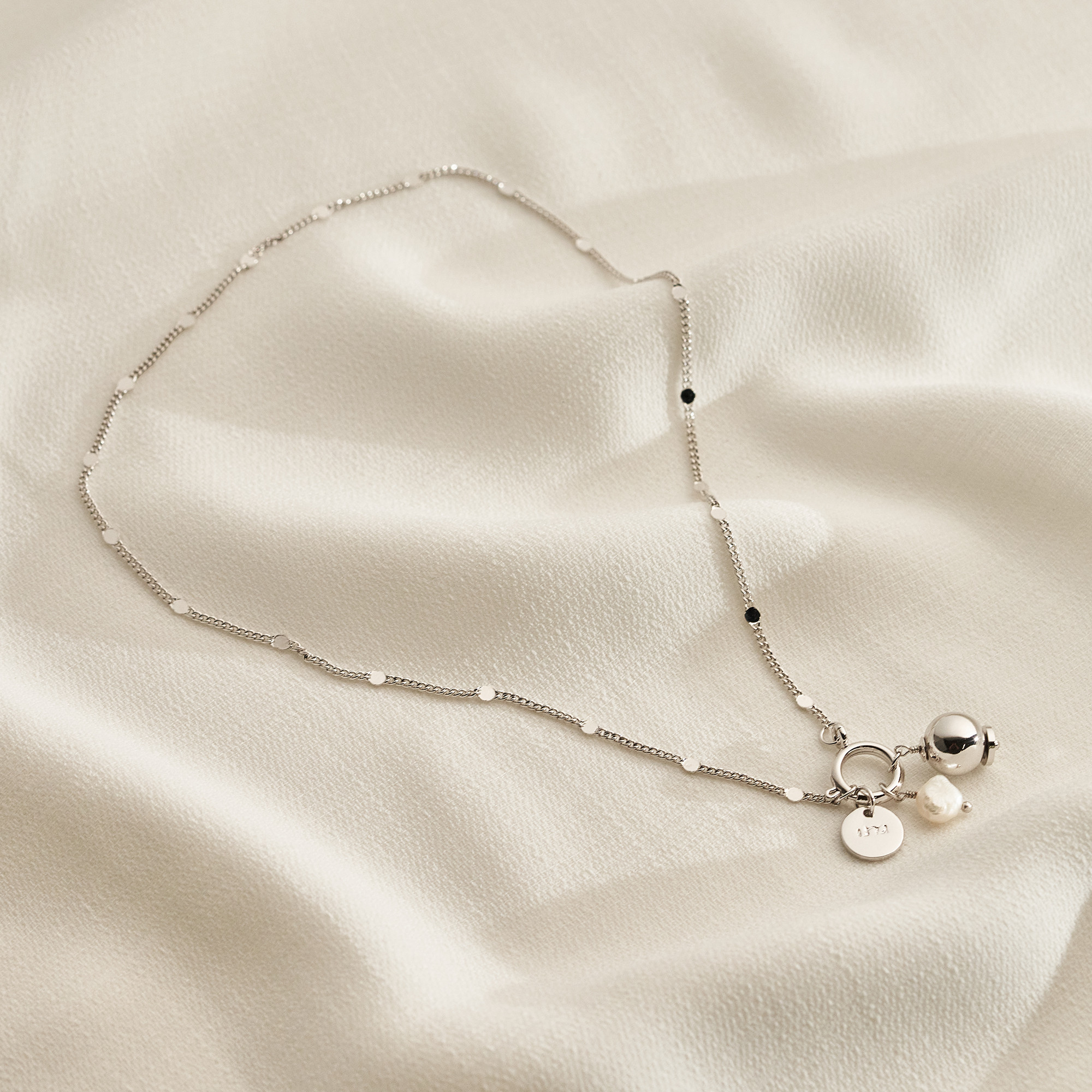 Colar Rebeca Banho Ródio Branco