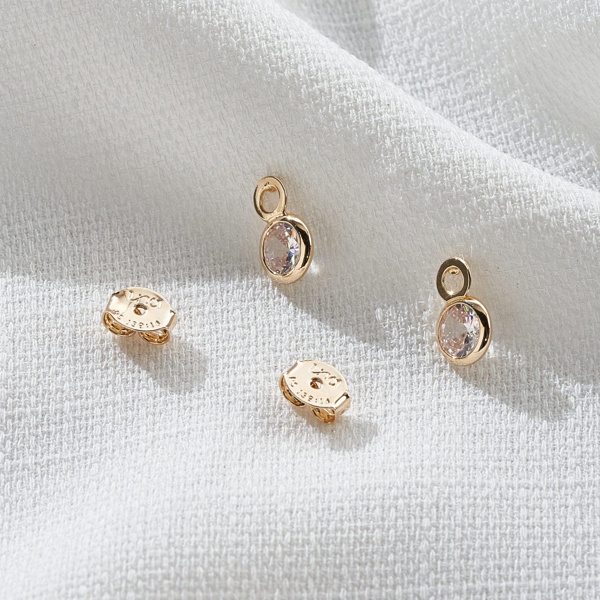 Brinco Soraya Banho Ouro 18k