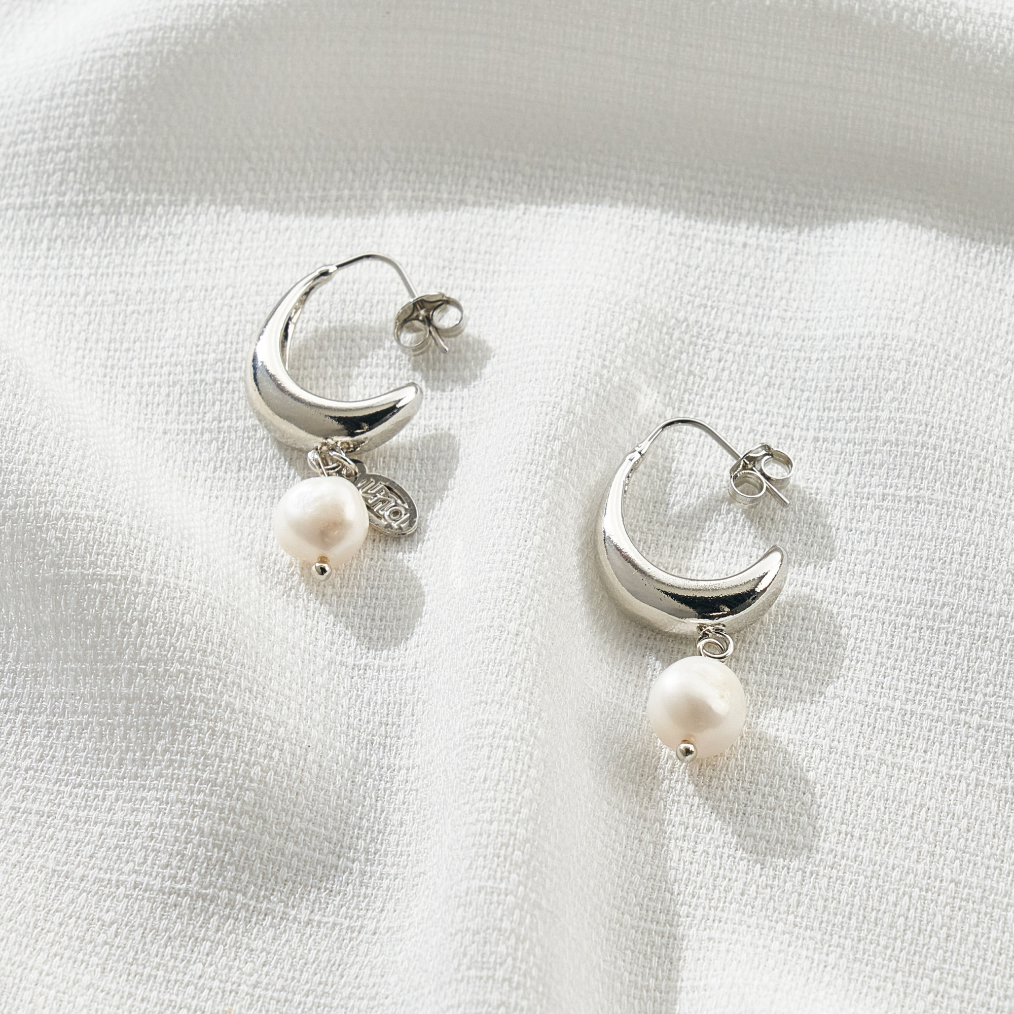 Brinco Alícia Banho Ródio Branco