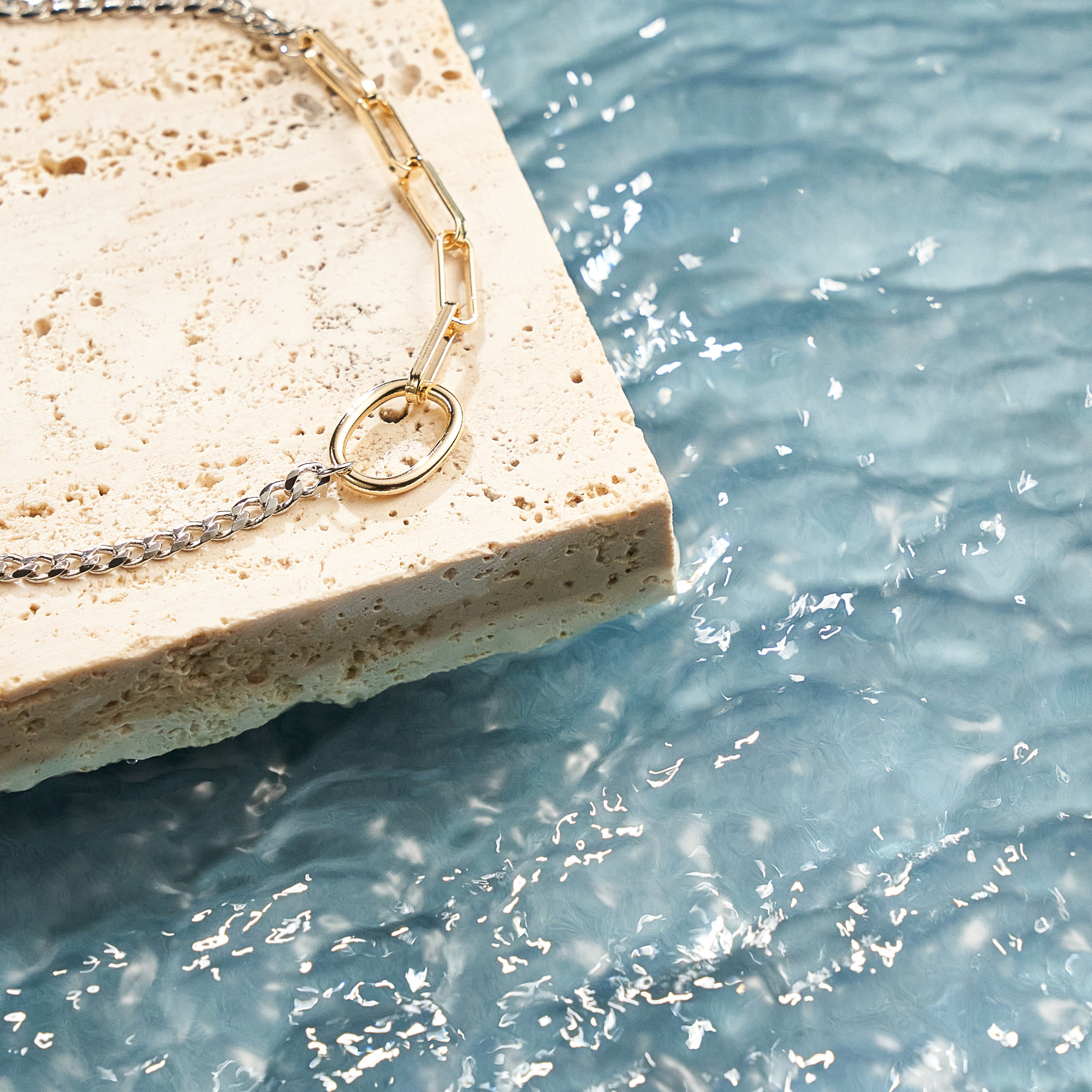 Colar Sonia Banho Ouro 18k e Ródio Branco