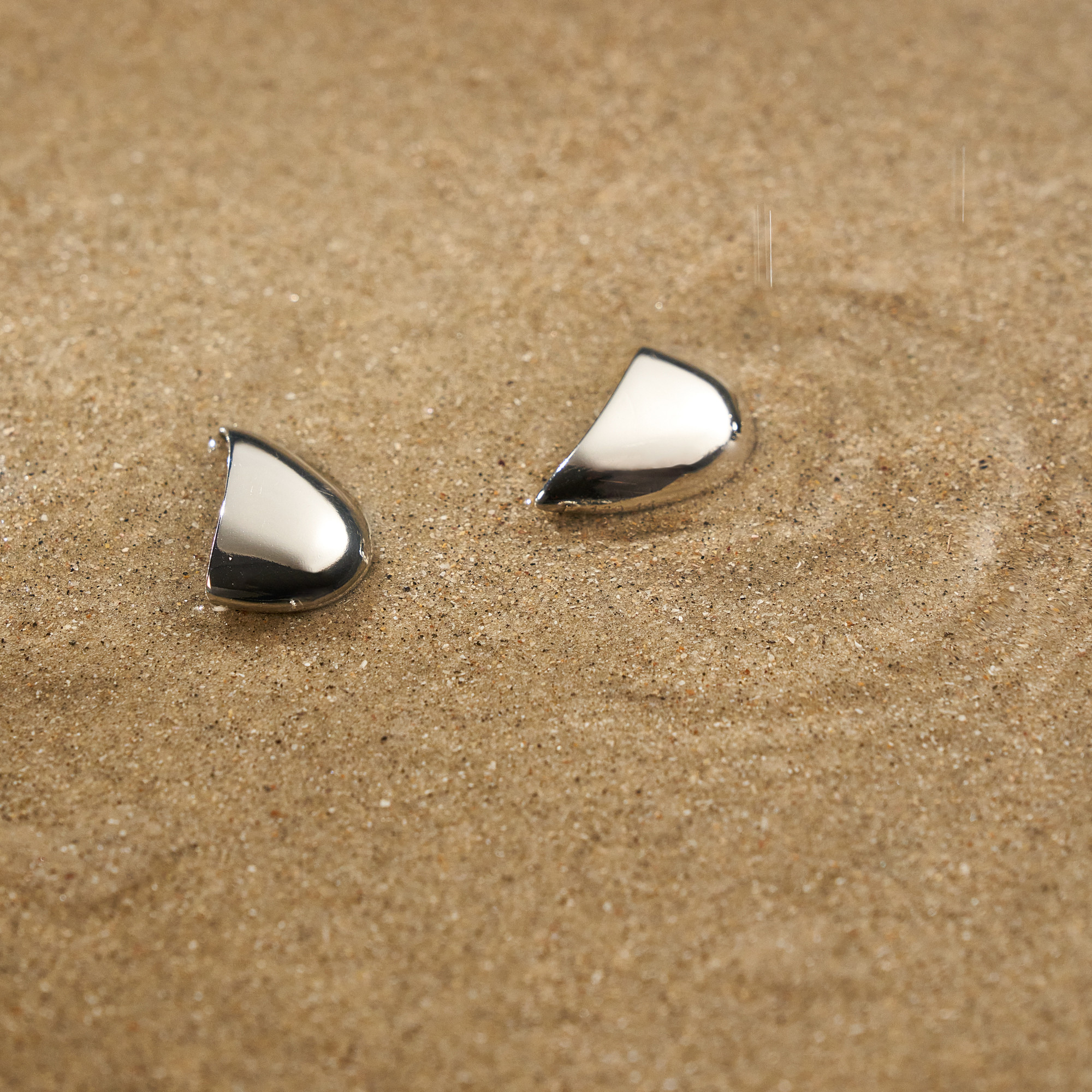 Brinco Katherine Banho Ródio Branco