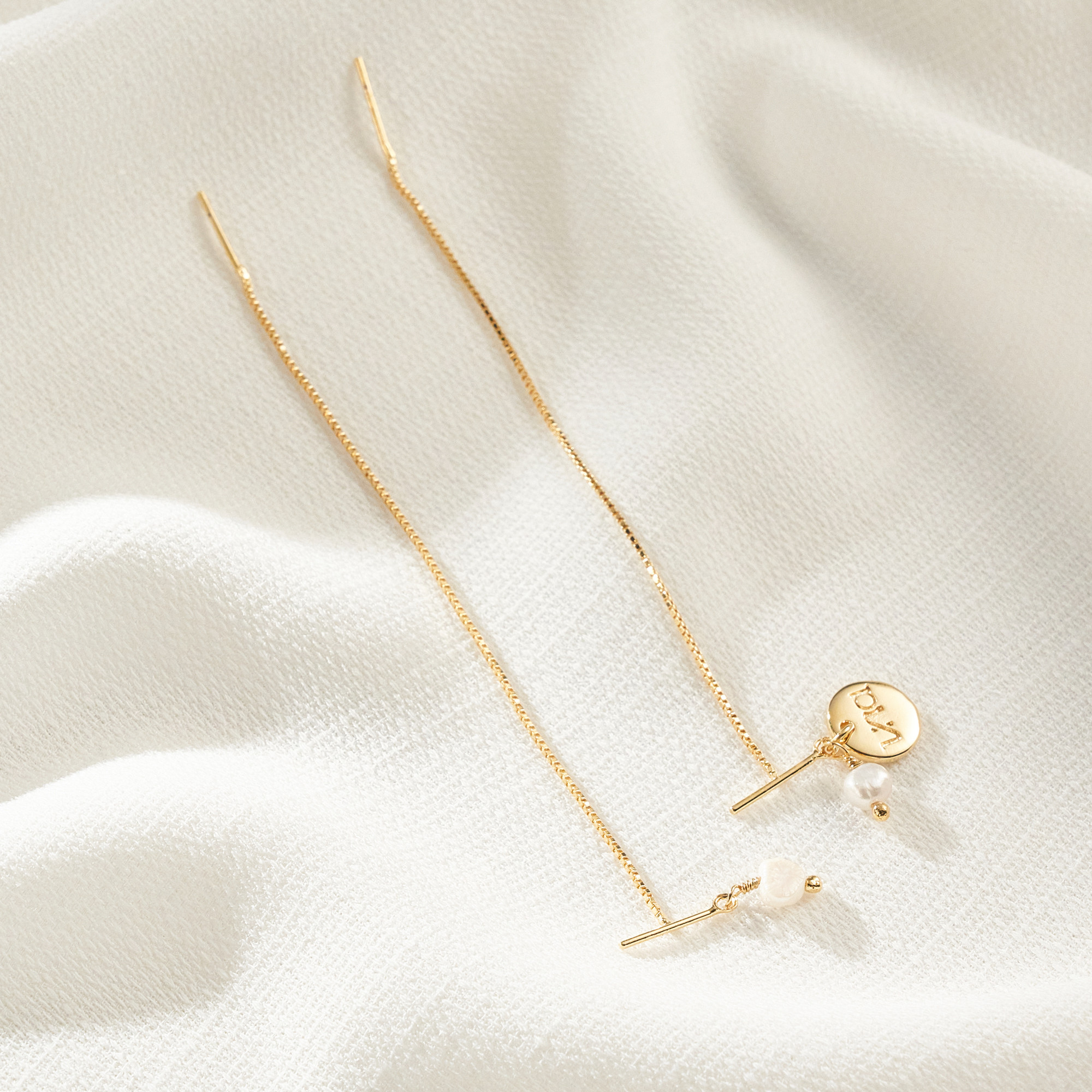 Brinco Jessy Banho Ouro 18k