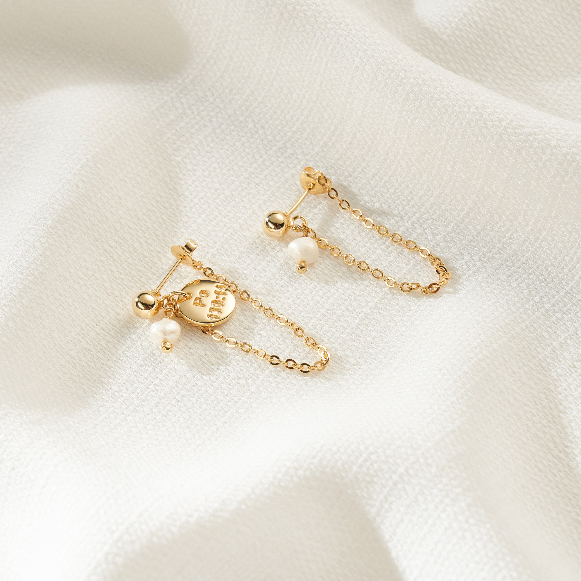 Brinco Myrcella Banho Ouro 18k