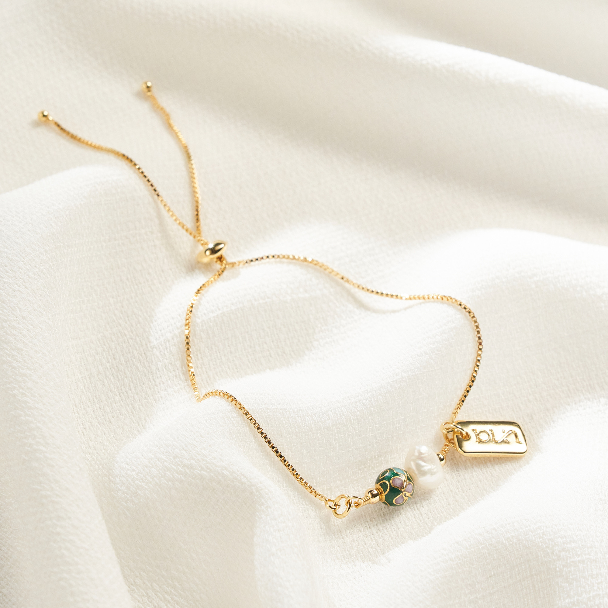 Pulseira Akemi Banho Ouro 18k