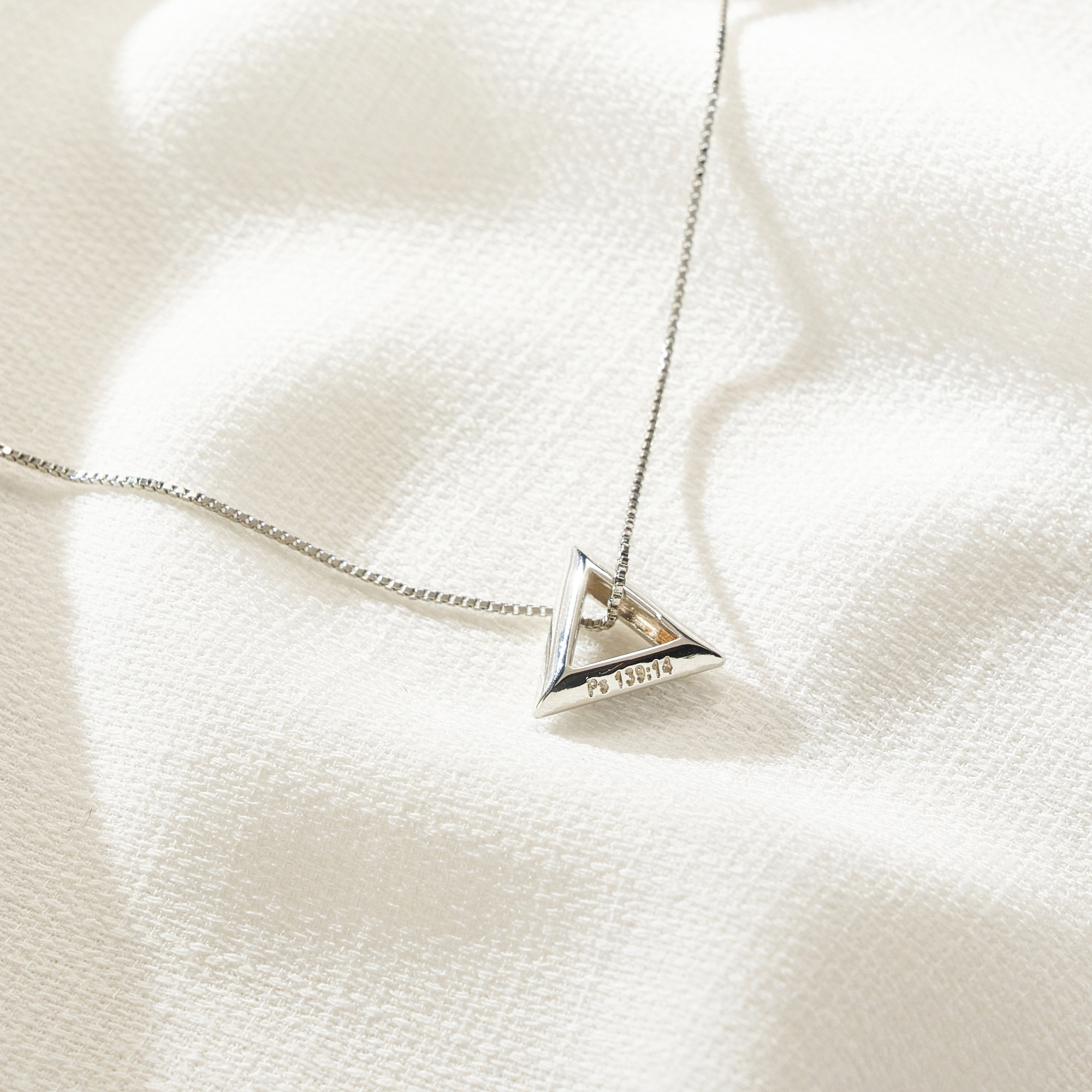 Colar Evelyn Banho Ródio Branco