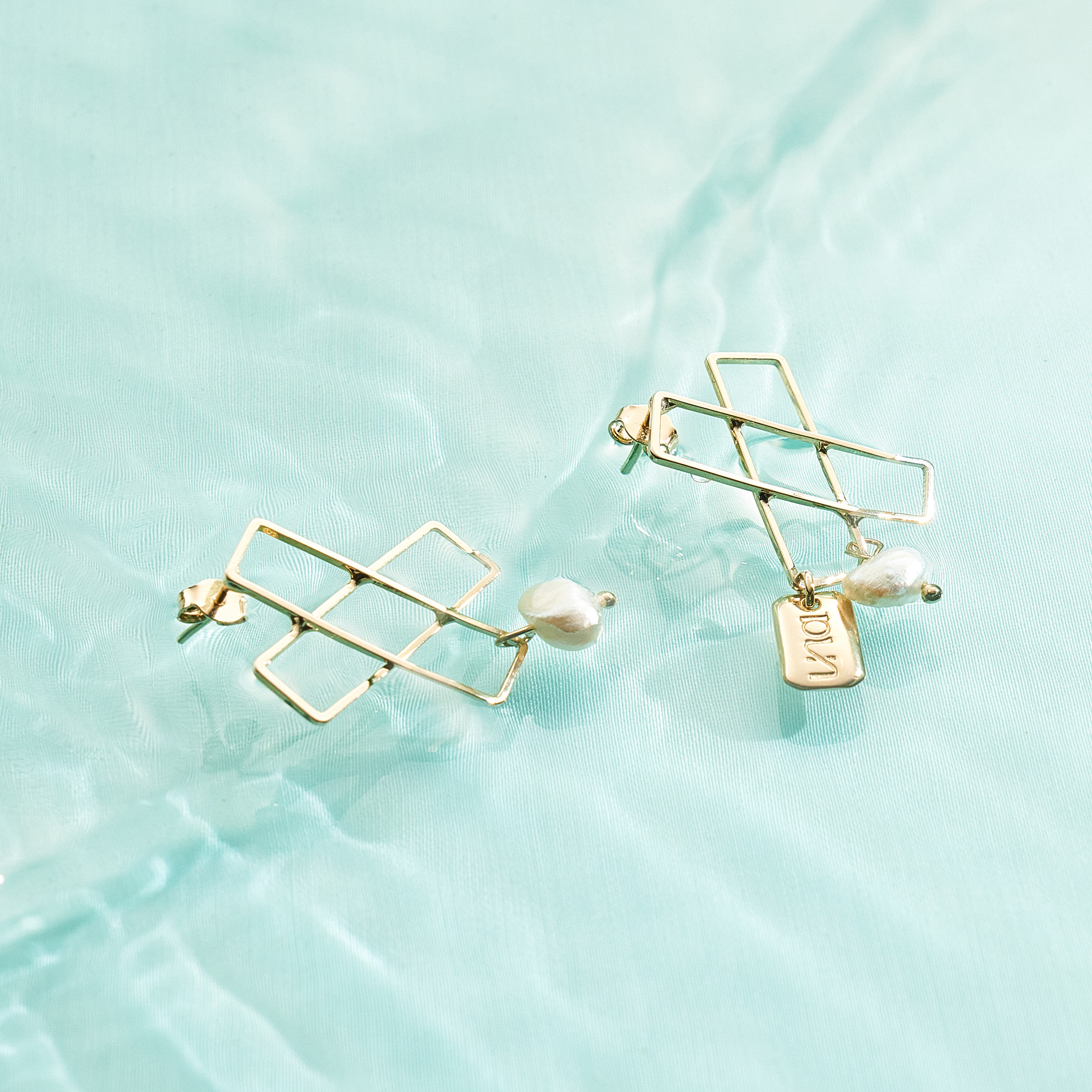 Brinco Maira Banho Ouro 18k