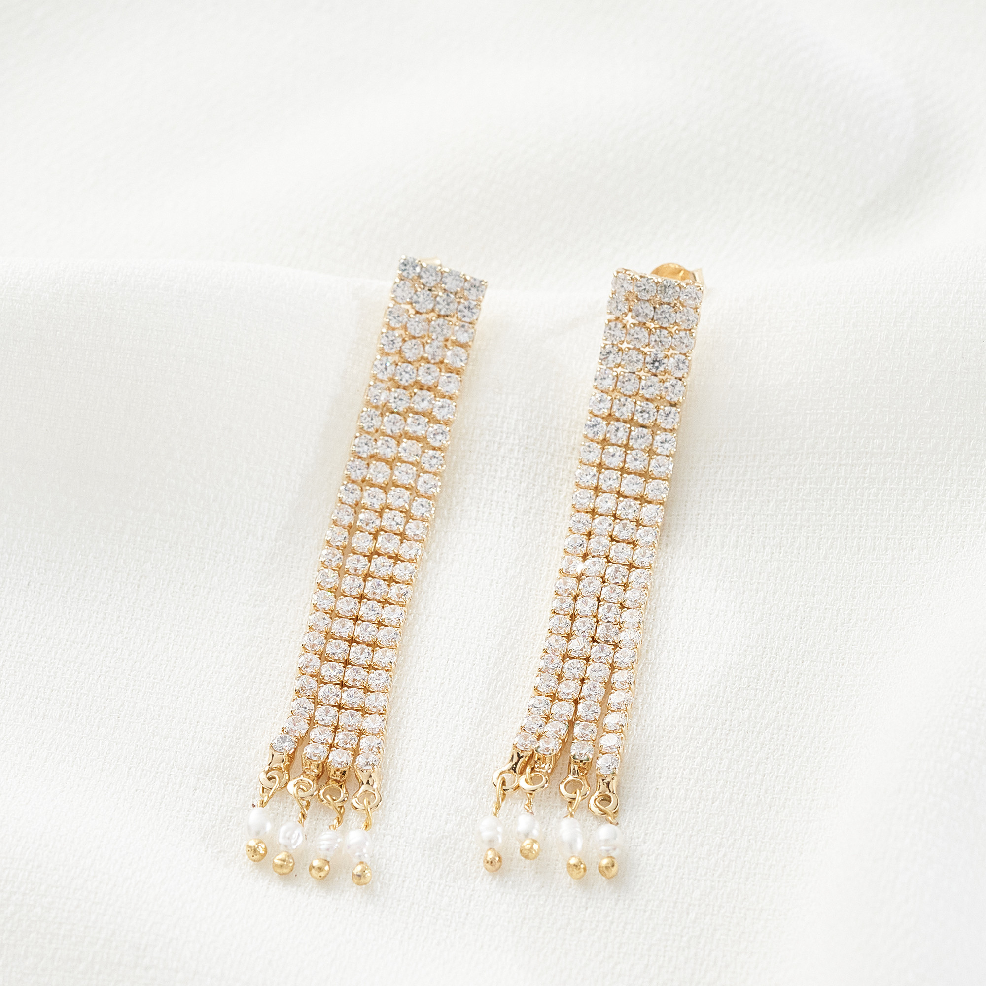 Brinco Daisy Banho Ouro 18k