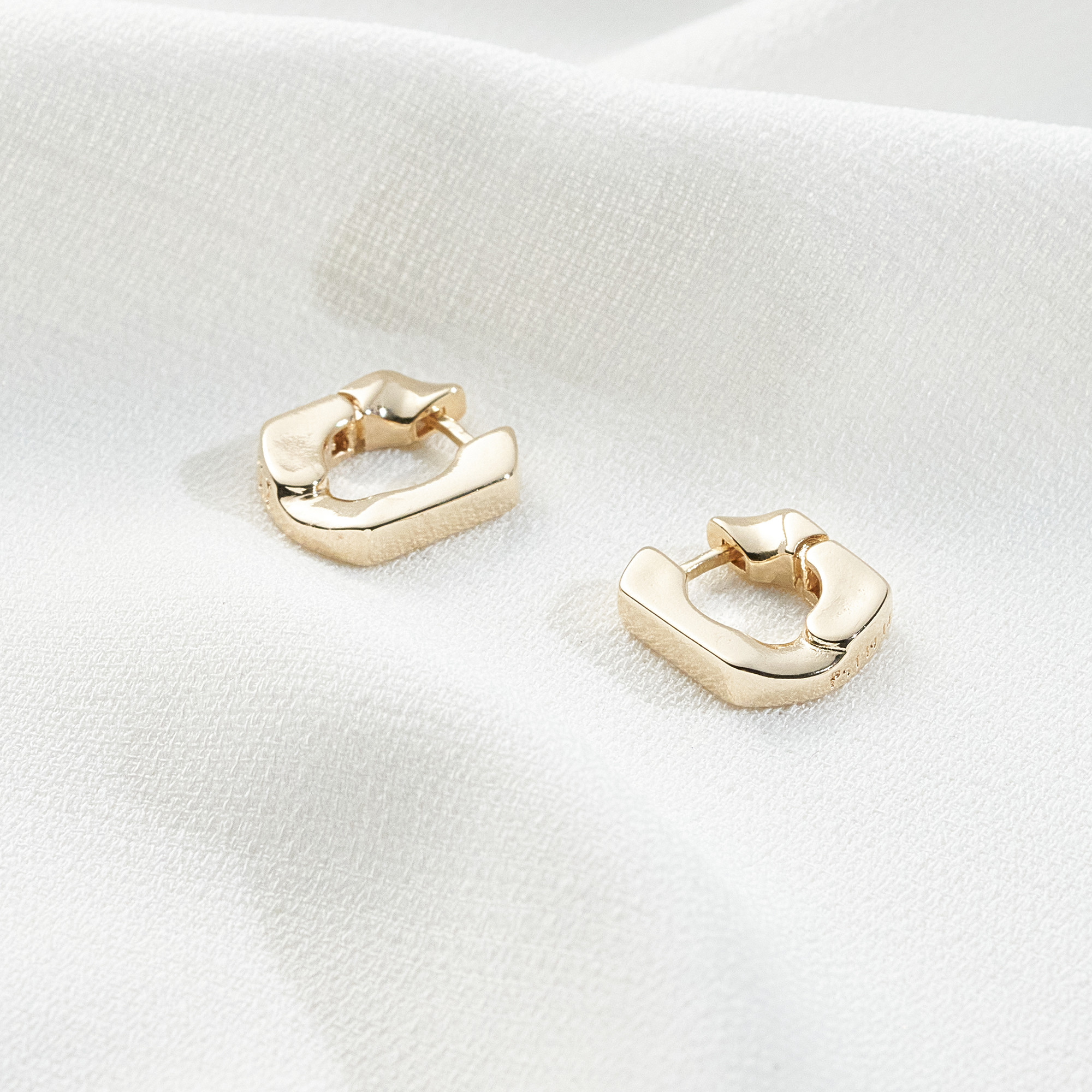 Brinco Adele Banho Ouro 18k