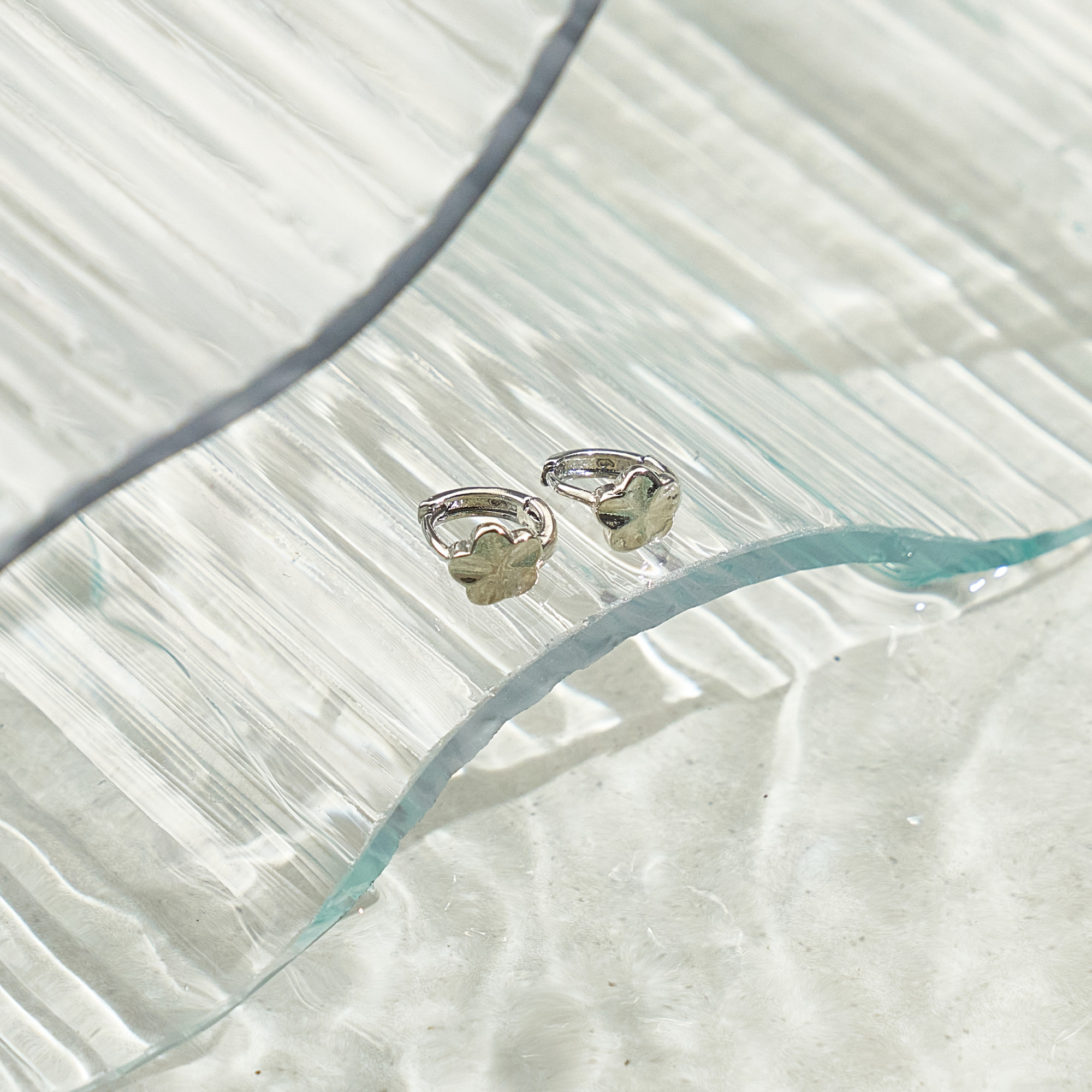 Brinco Filipa Banho Ródio Branco 