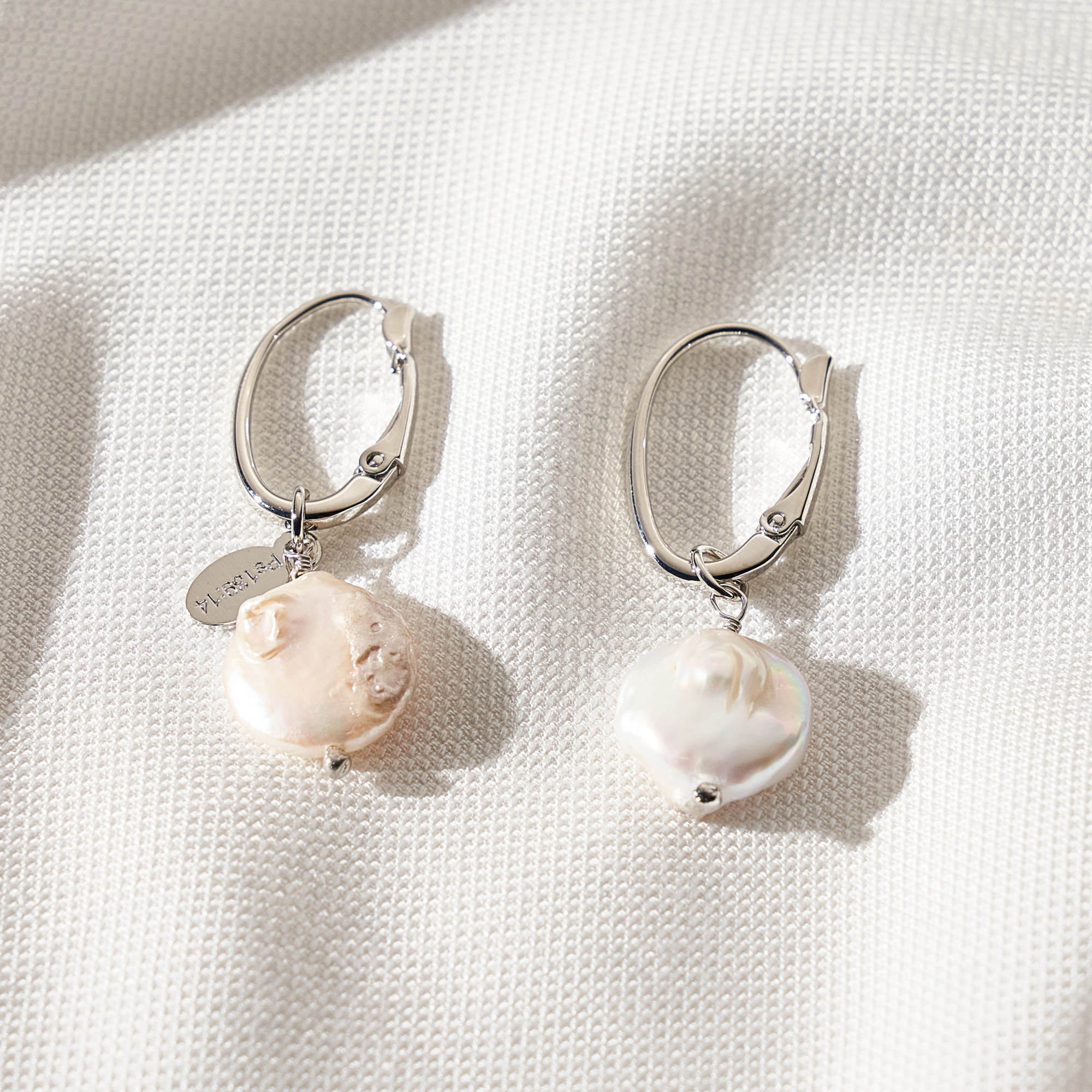 Brinco Matilda Banho Ródio Branco 