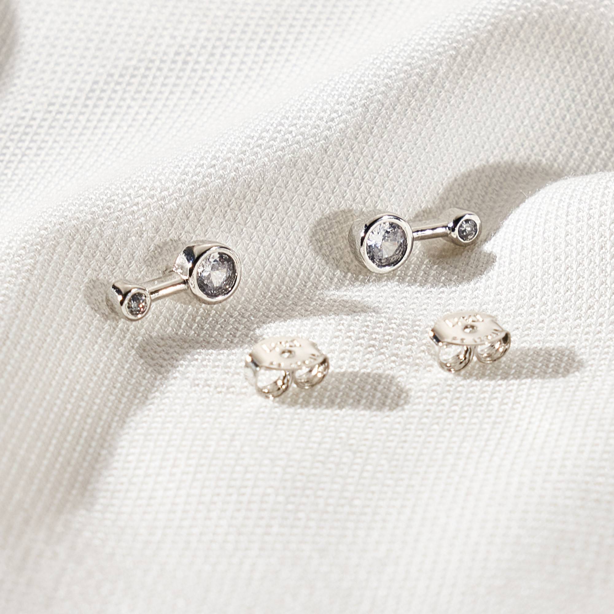 Brinco Carol Banho Ródio Branco