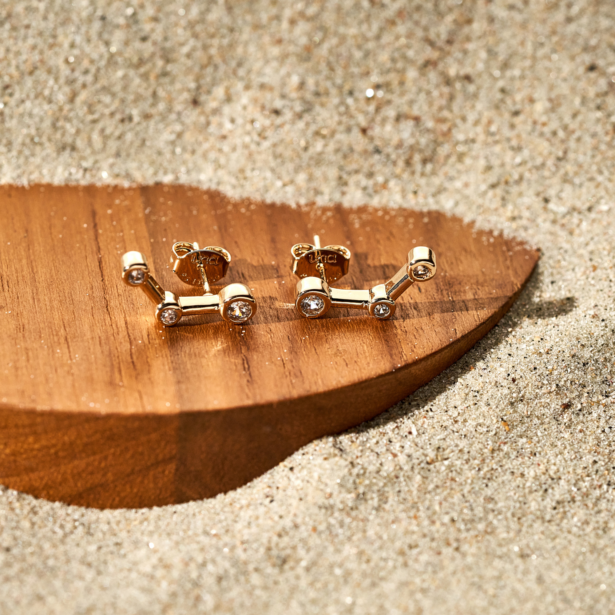 Brinco Diara Banho Ouro 18k