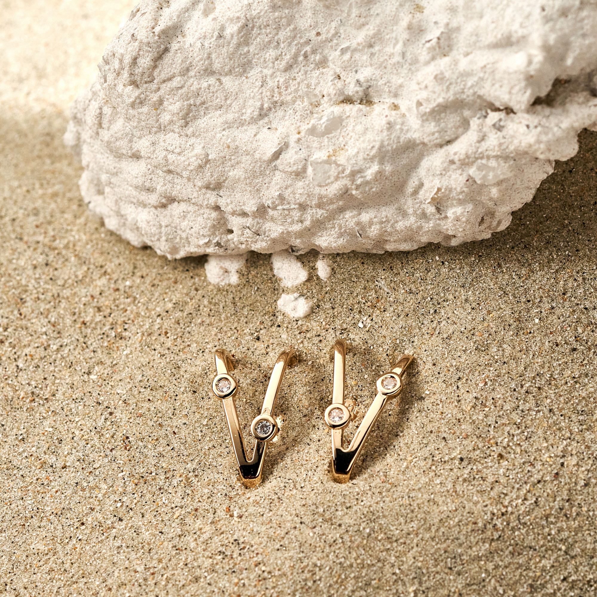 Brinco Heda Banho Ouro 18k