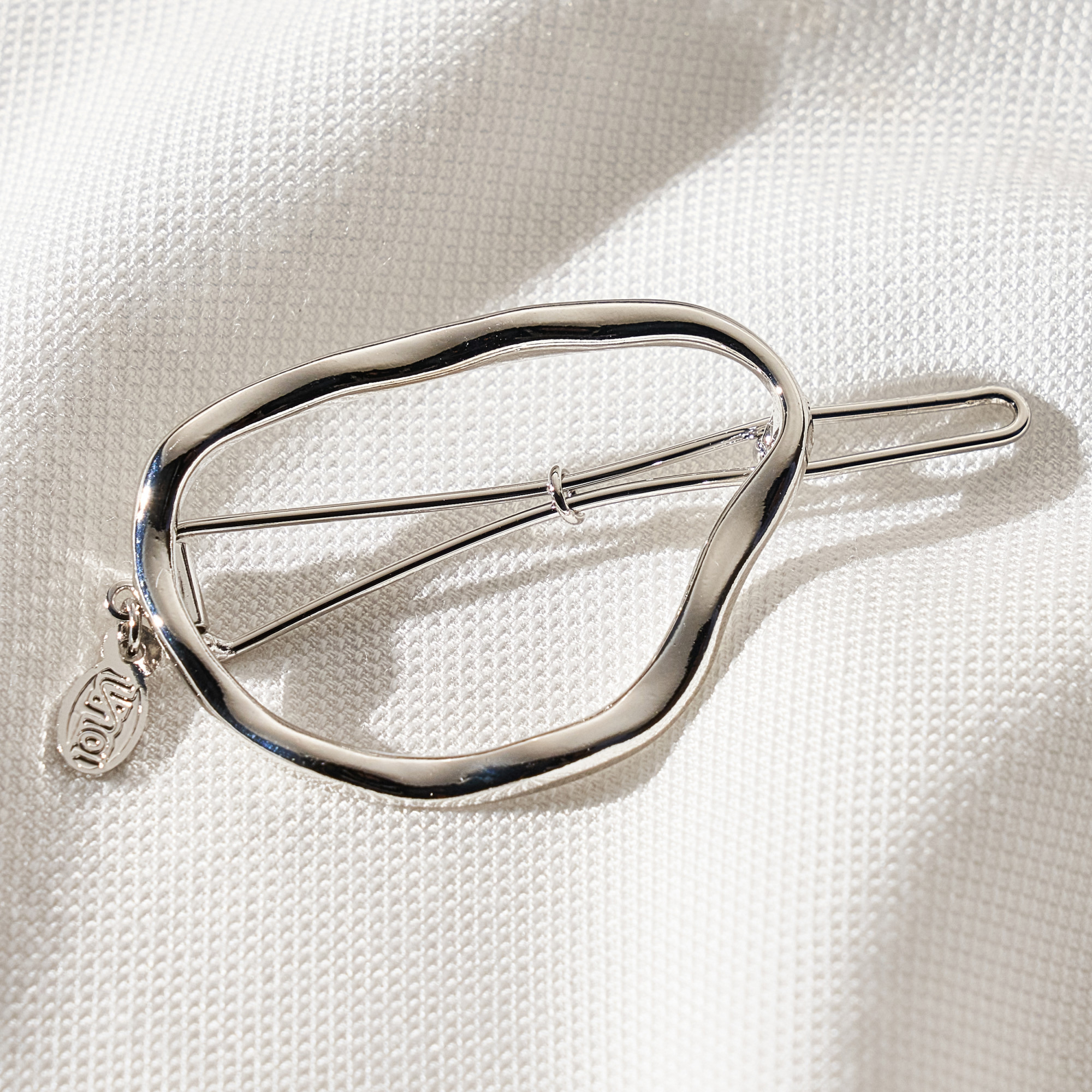 Presilha de Cabelo Janina Banho Prateado