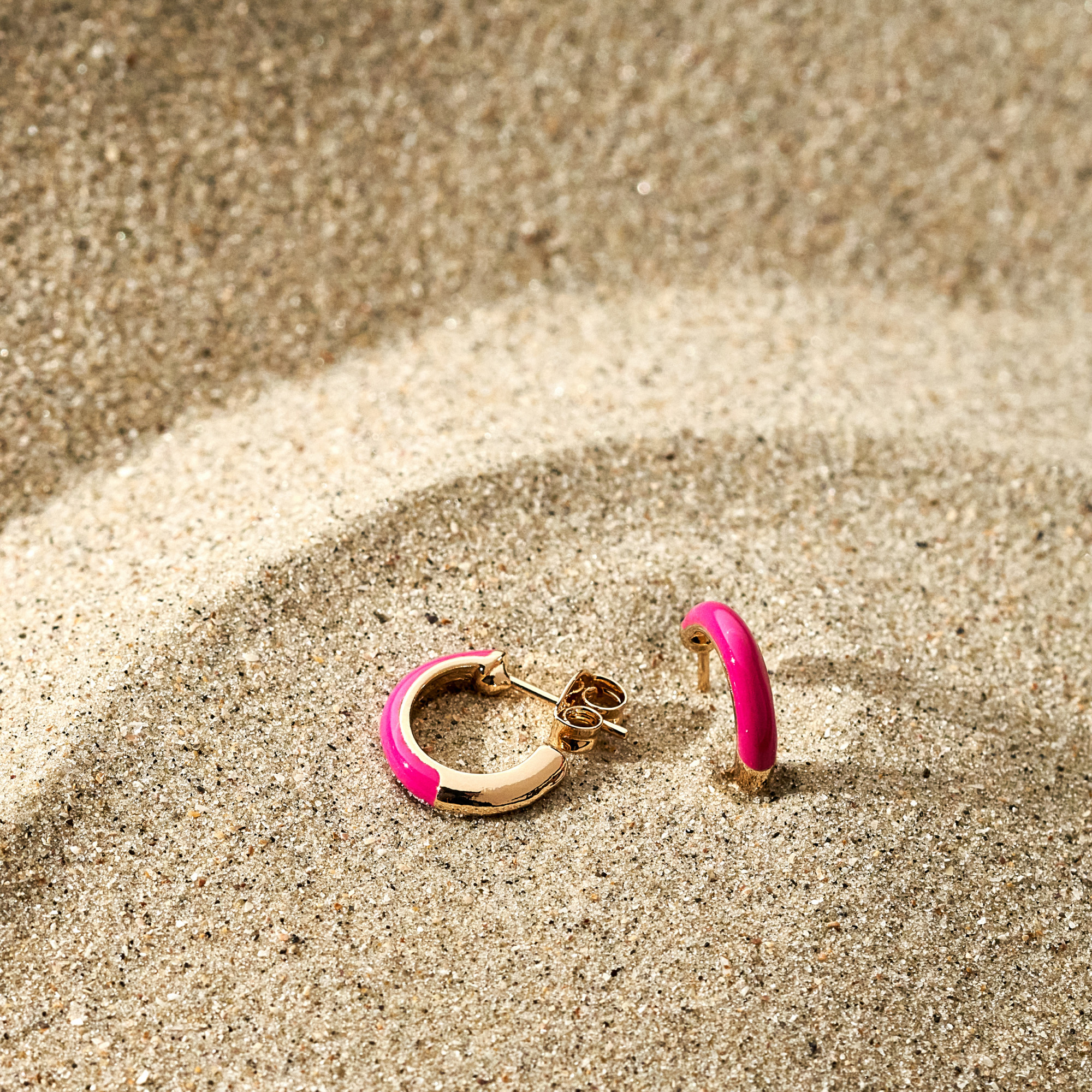 Brinco Faustina Resina Pink Banho Ouro 18k