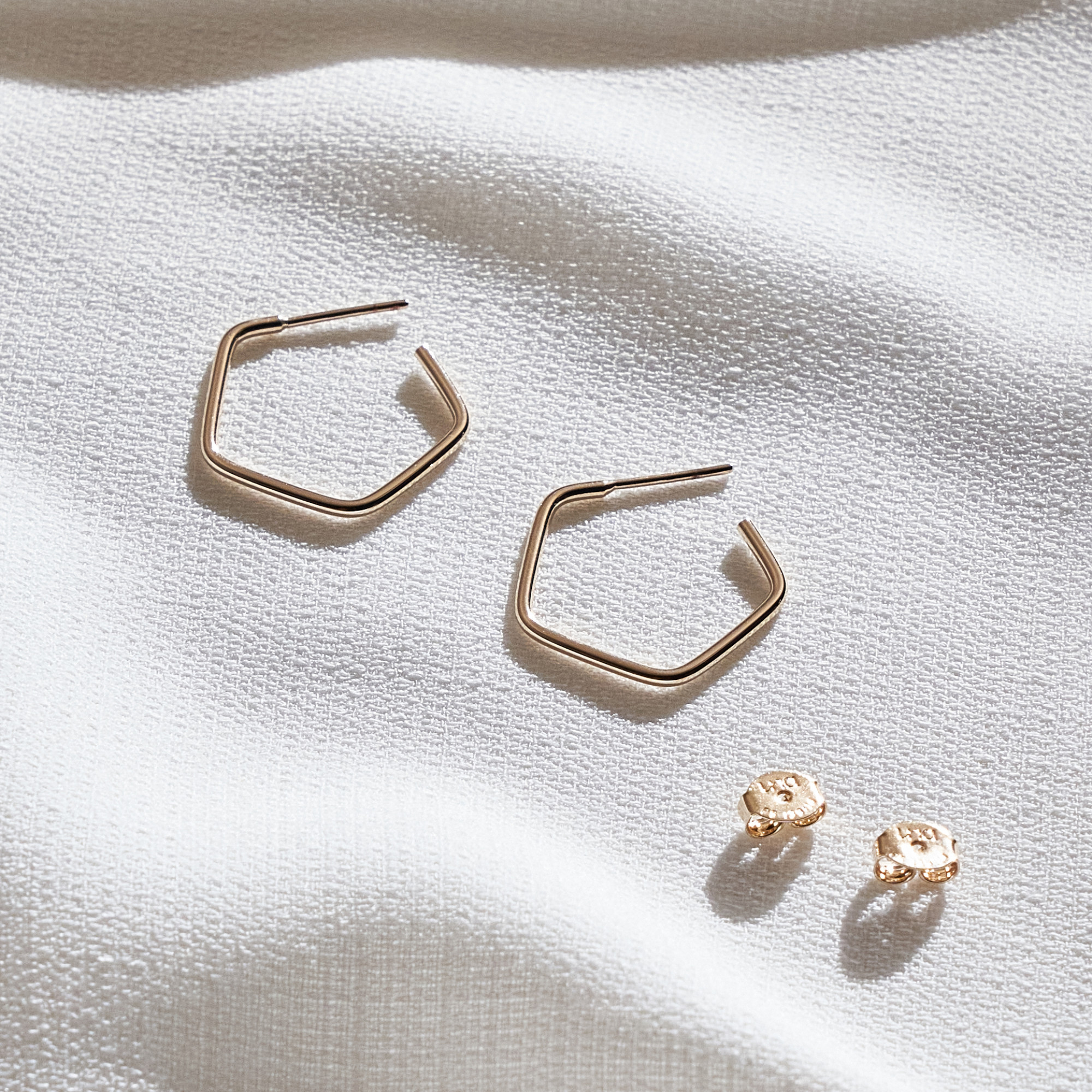 Brinco Betânia Banho Ouro 18k