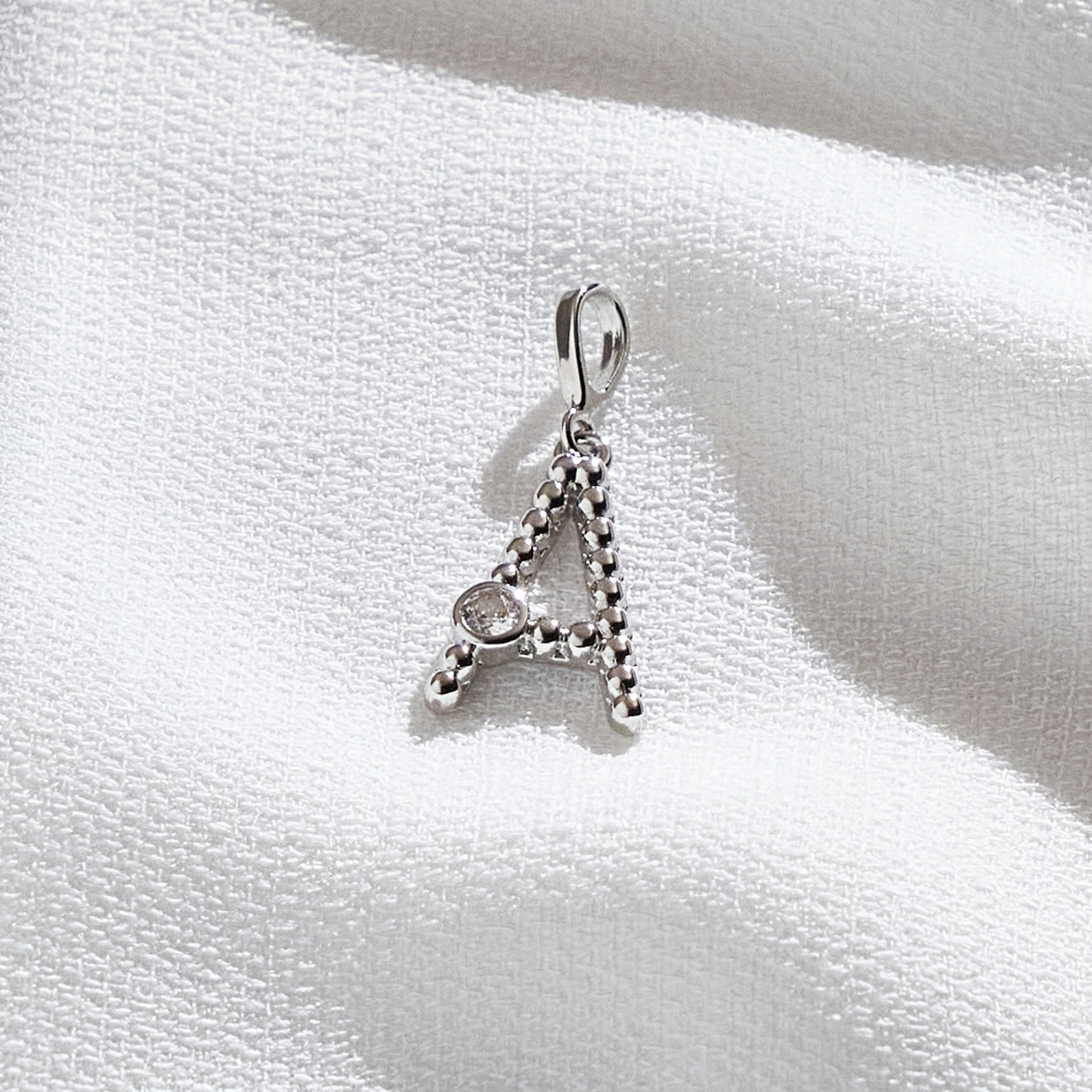 Pingente Dasha A Banho Ródio Branco