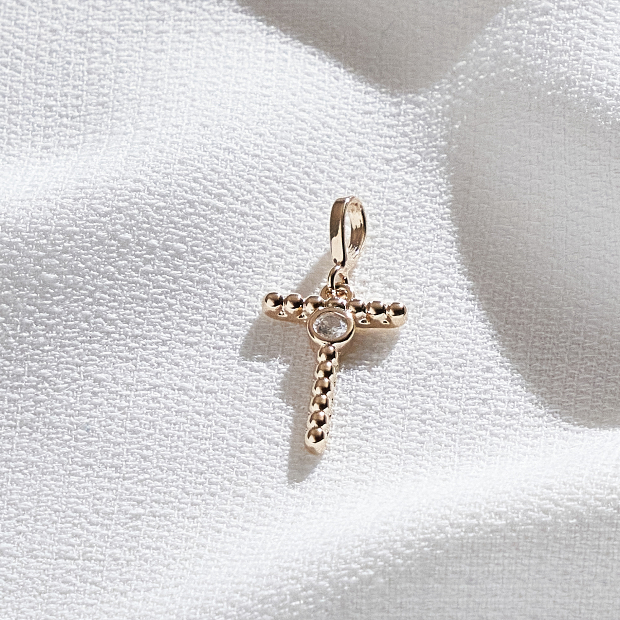 Pingente Dasha T Banho Ouro 18k