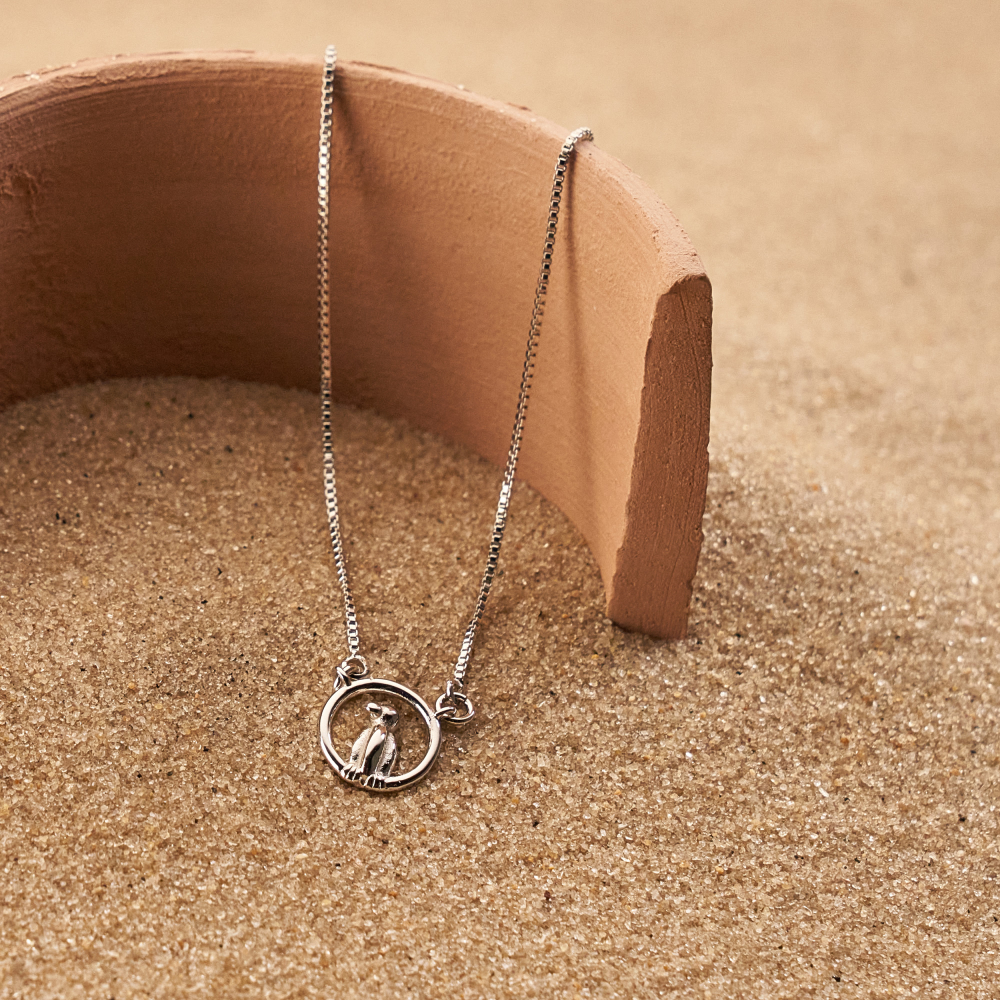 Colar Kali Banho Ródio Branco