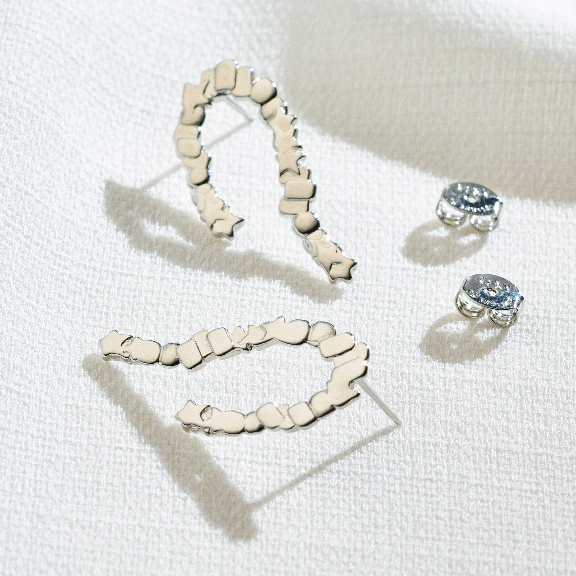 Brinco Kath Banho Ródio Branco