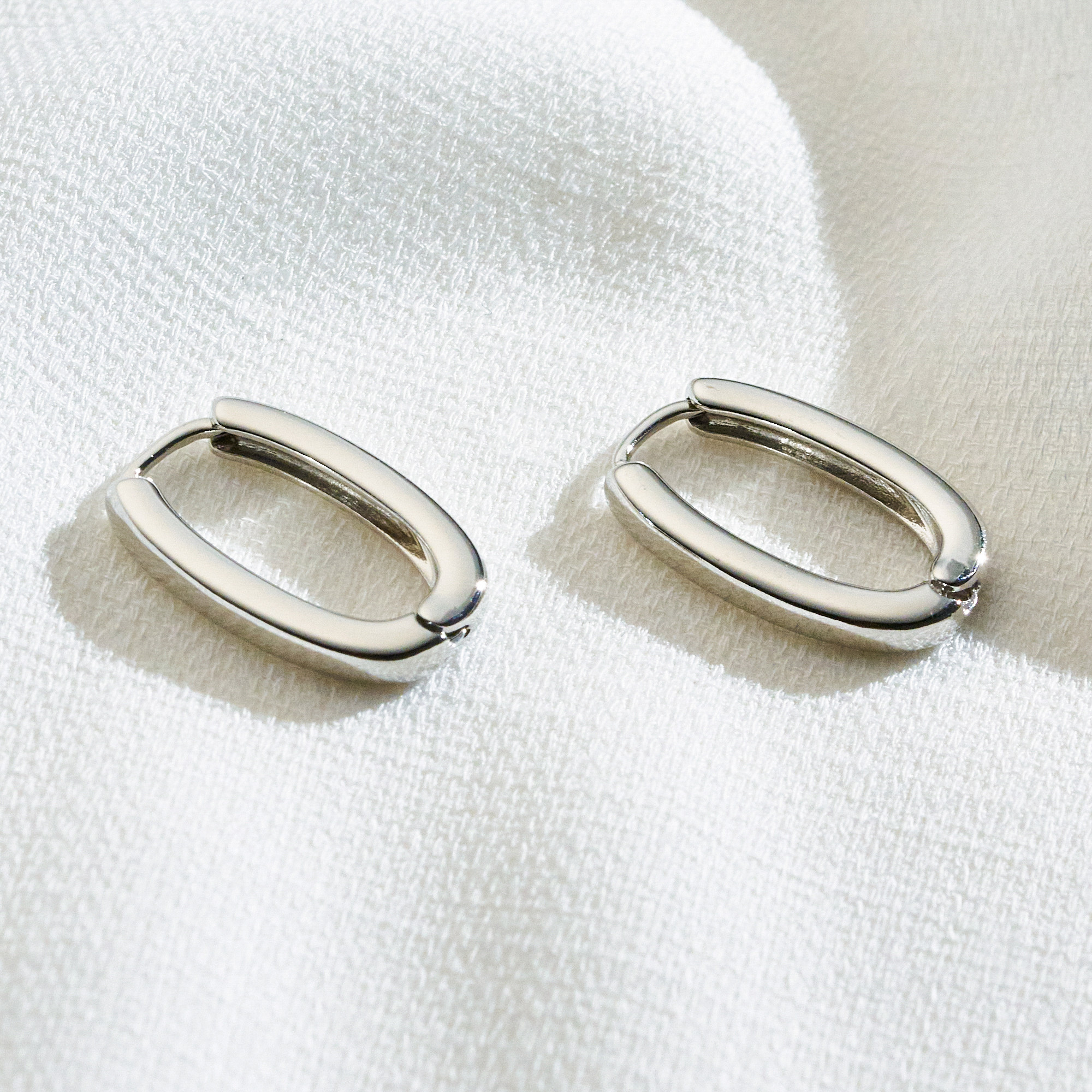 Brinco Alexia Banho Ródio Branco