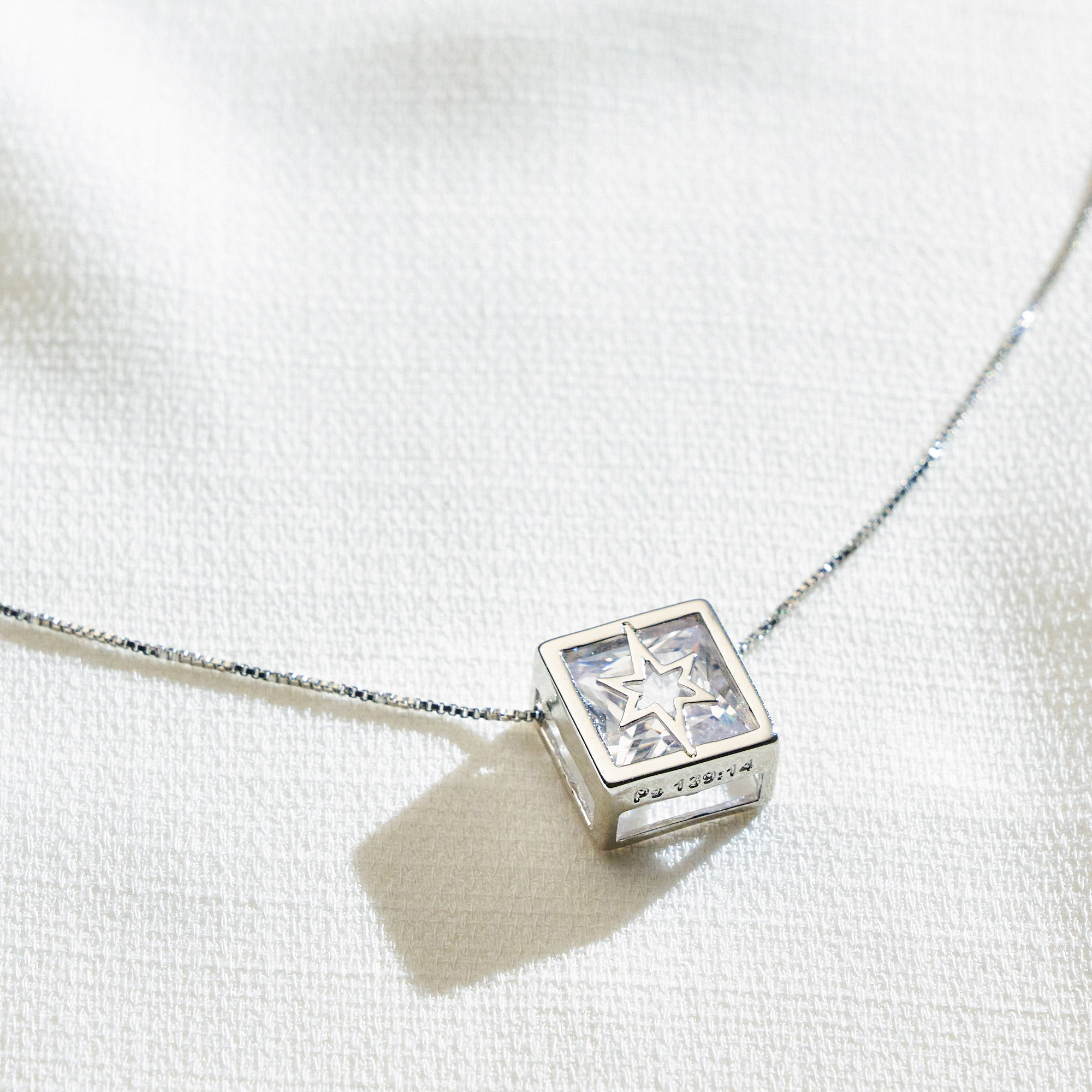 Colar Sol Banho Ródio Branco