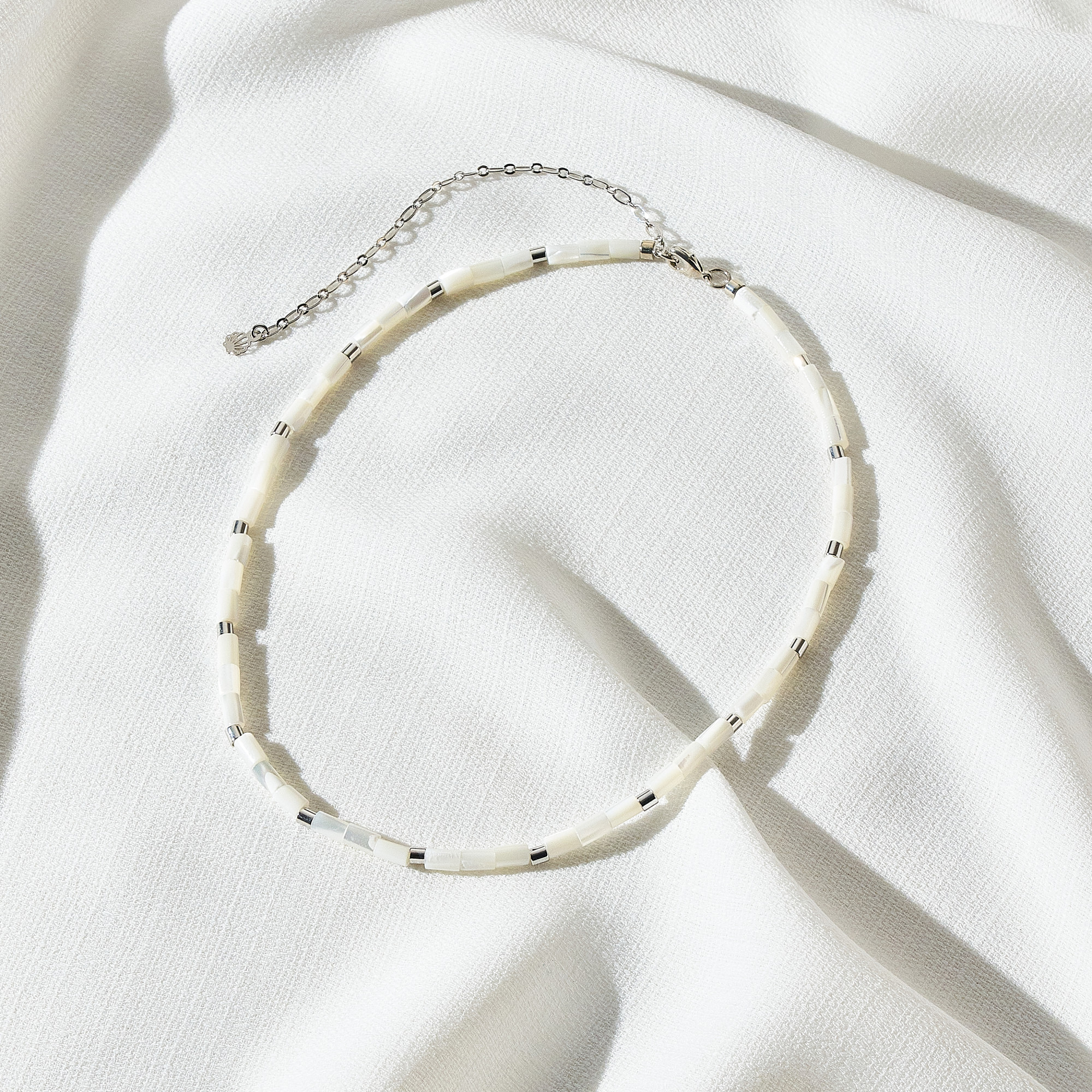 Colar Justine Banho Ródio Branco