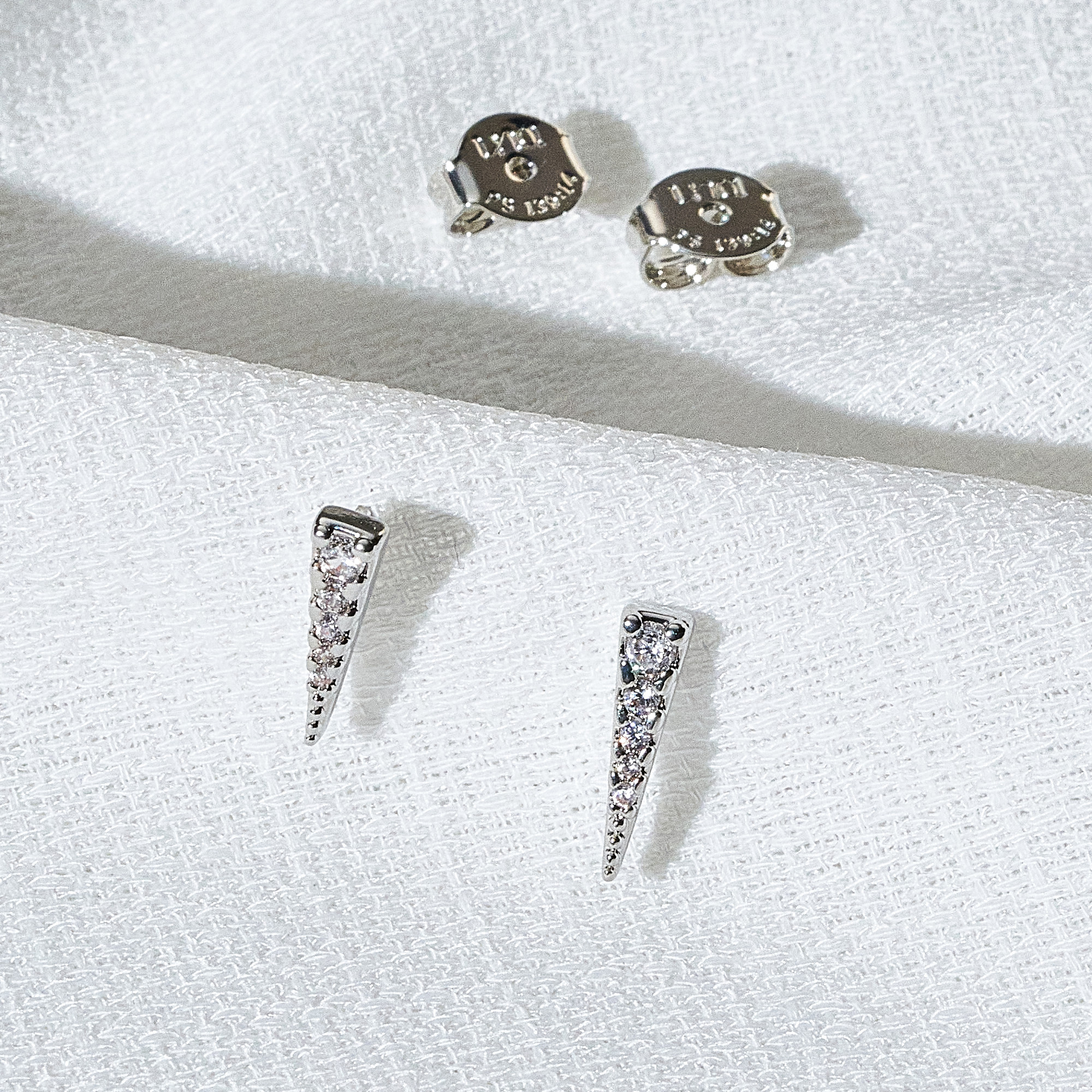 Brinco Fátima Banho Ródio Branco