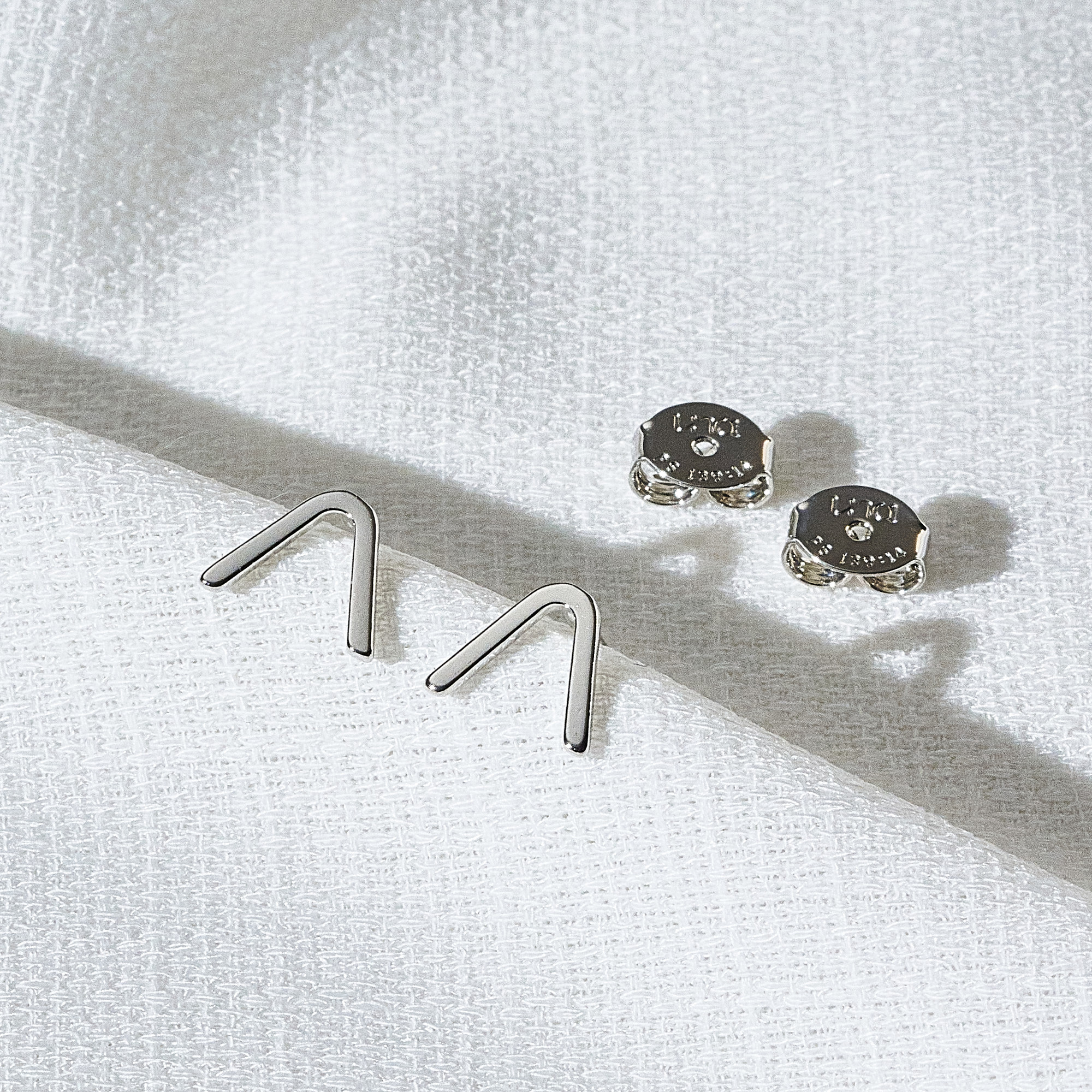 Brinco Maísa Banho Ródio Branco