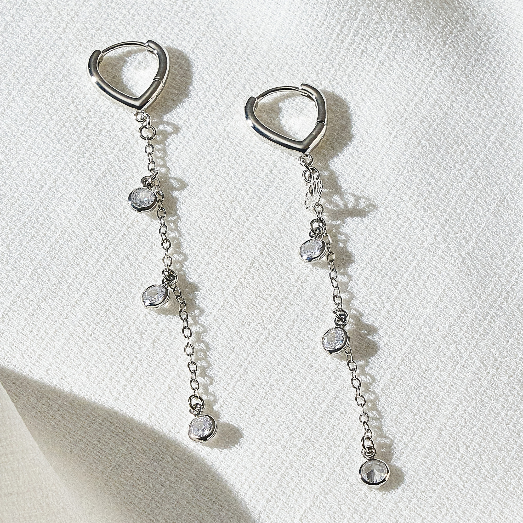 Brinco Kylie Banho Ródio Branco