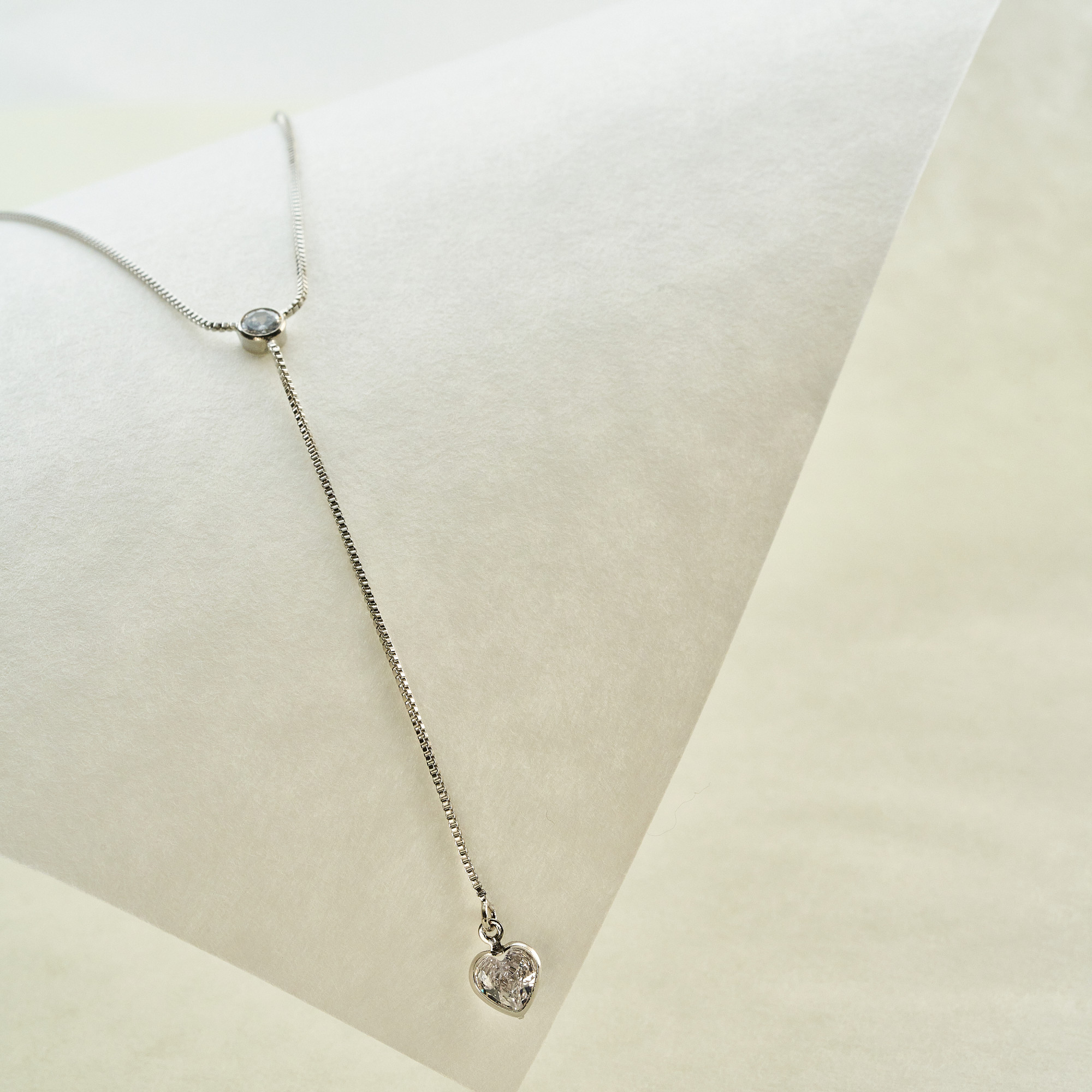 Colar Isabella Banho Ródio Branco