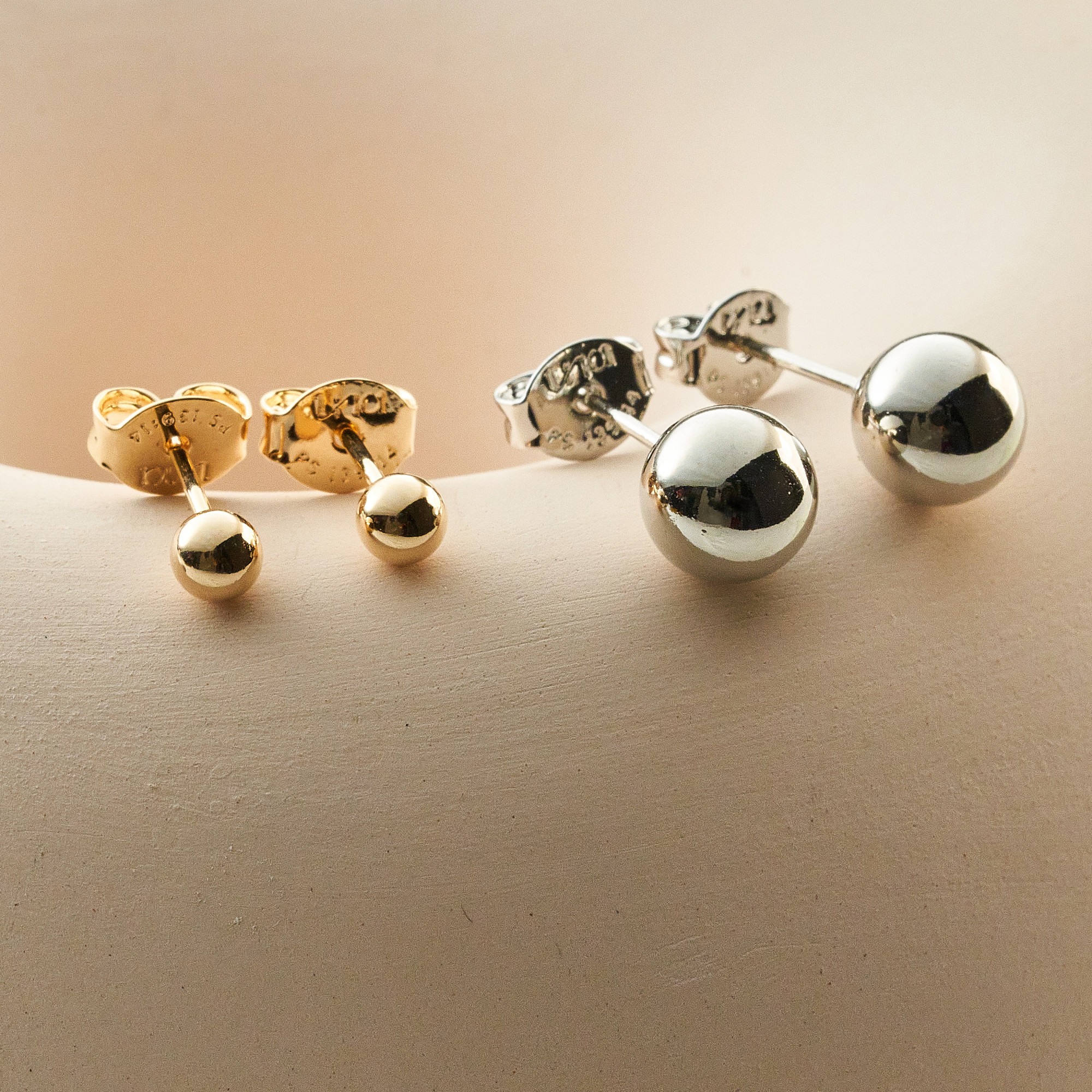 Brinco Stefany Banho Ouro 18k e Ródio Branco