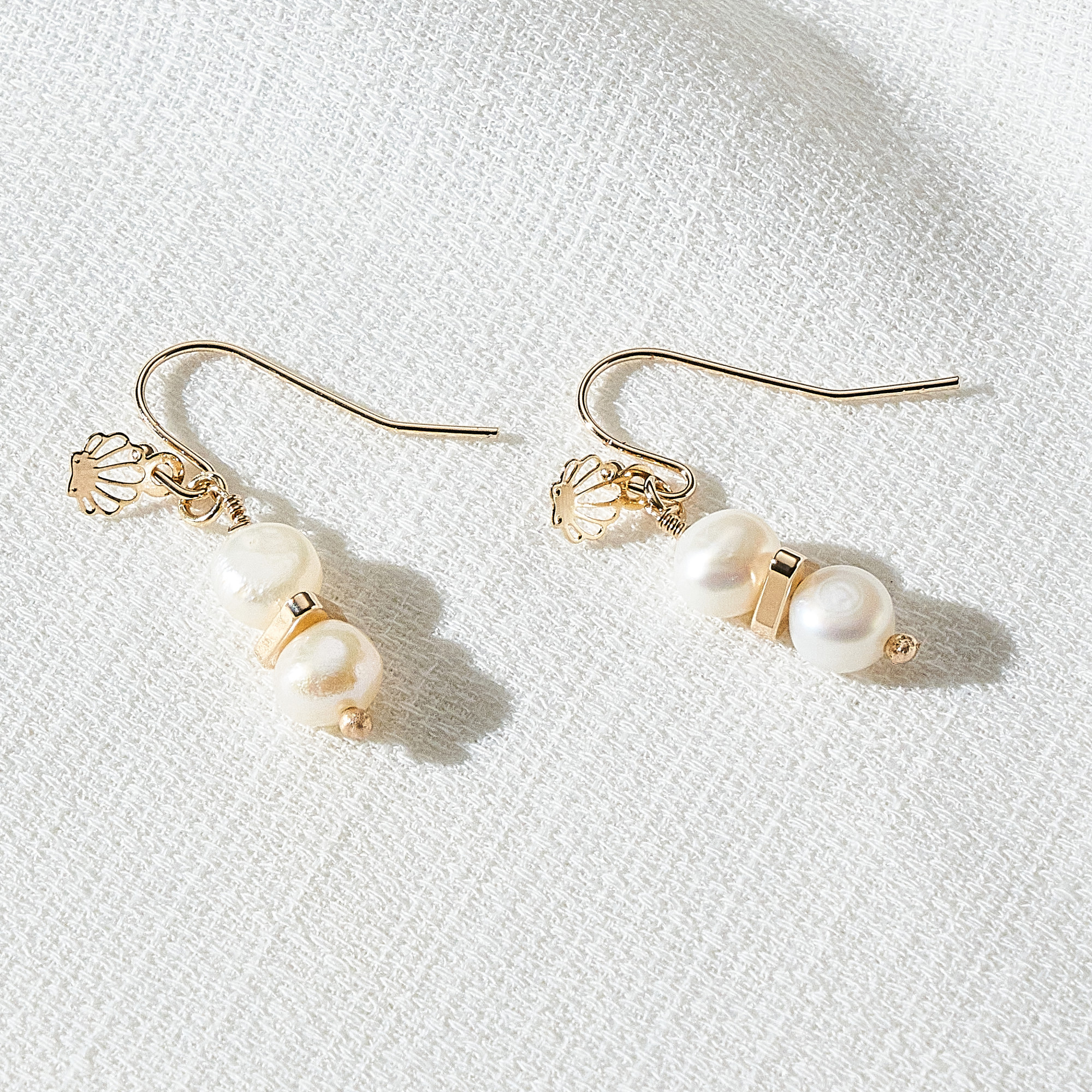 Brinco Damiana Banho Ouro 18k