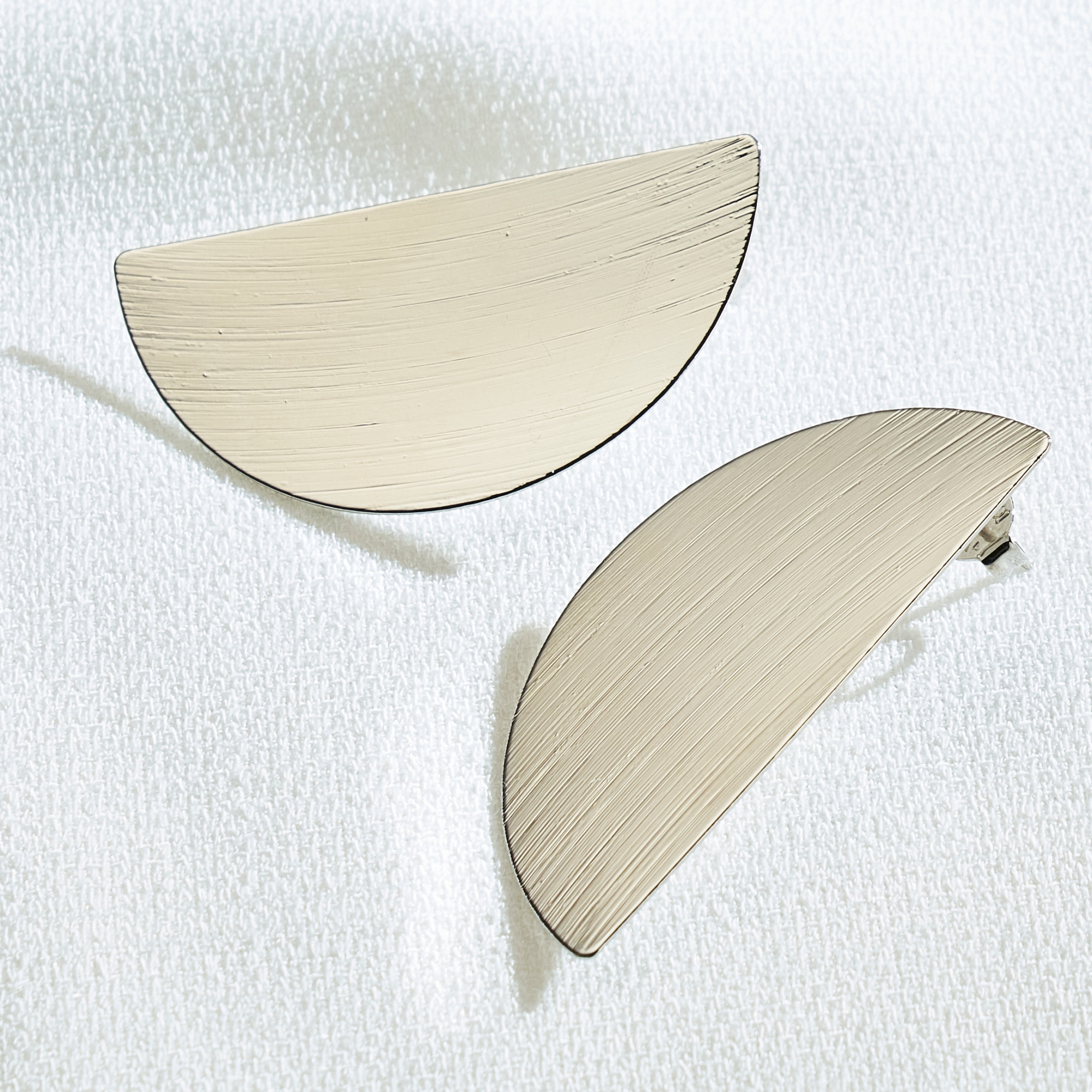 Brinco Minah Banho Ródio Branco