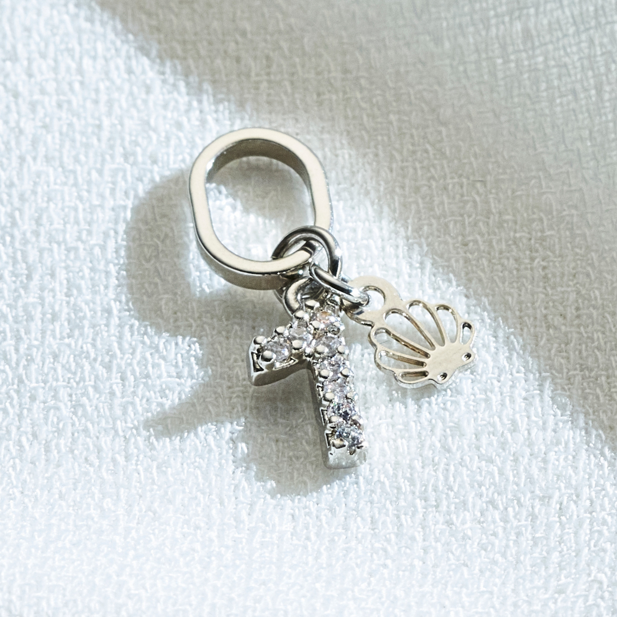 Pingente Dae 1 Banho Ródio Branco