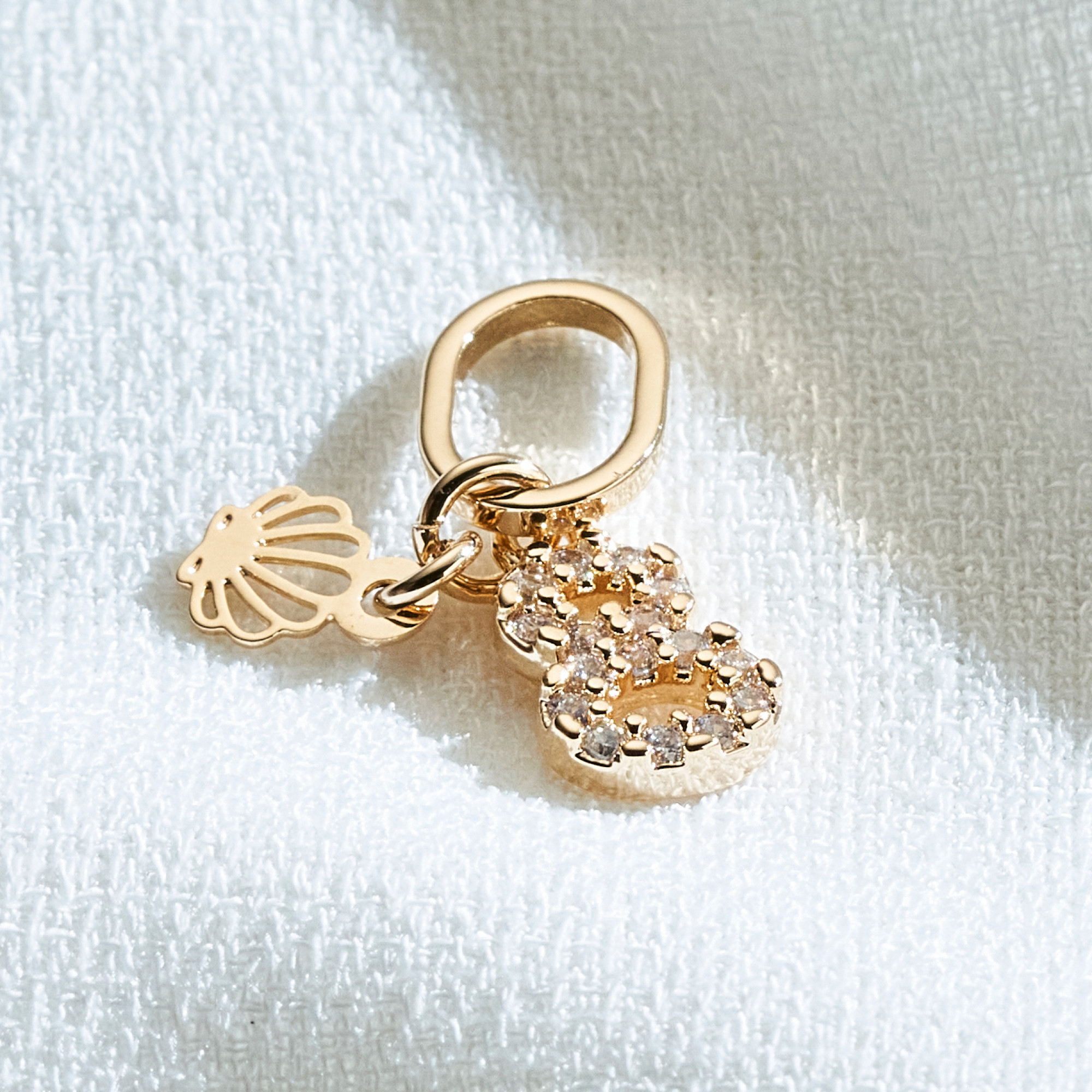 Pingente Dae 8 Banho Ouro 18k