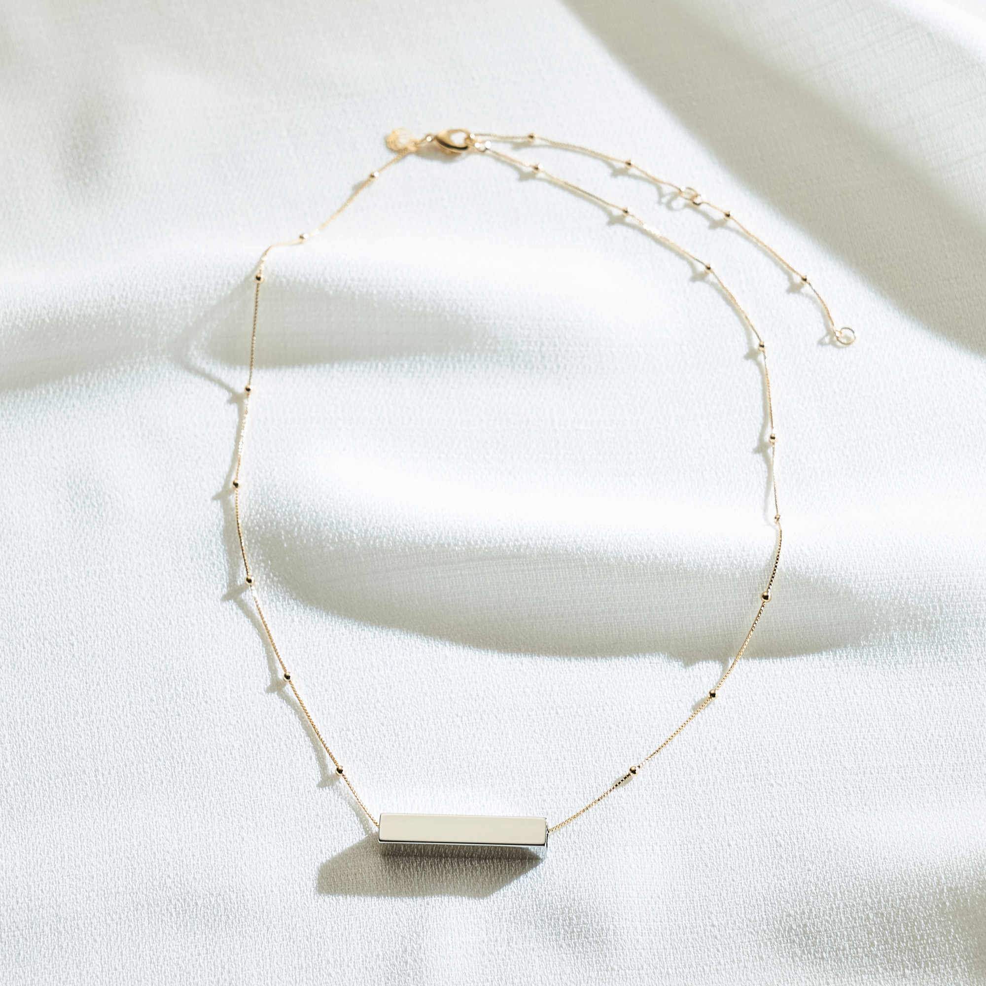 Colar Joo Ri Banho Ouro 18k e Ródio Branco