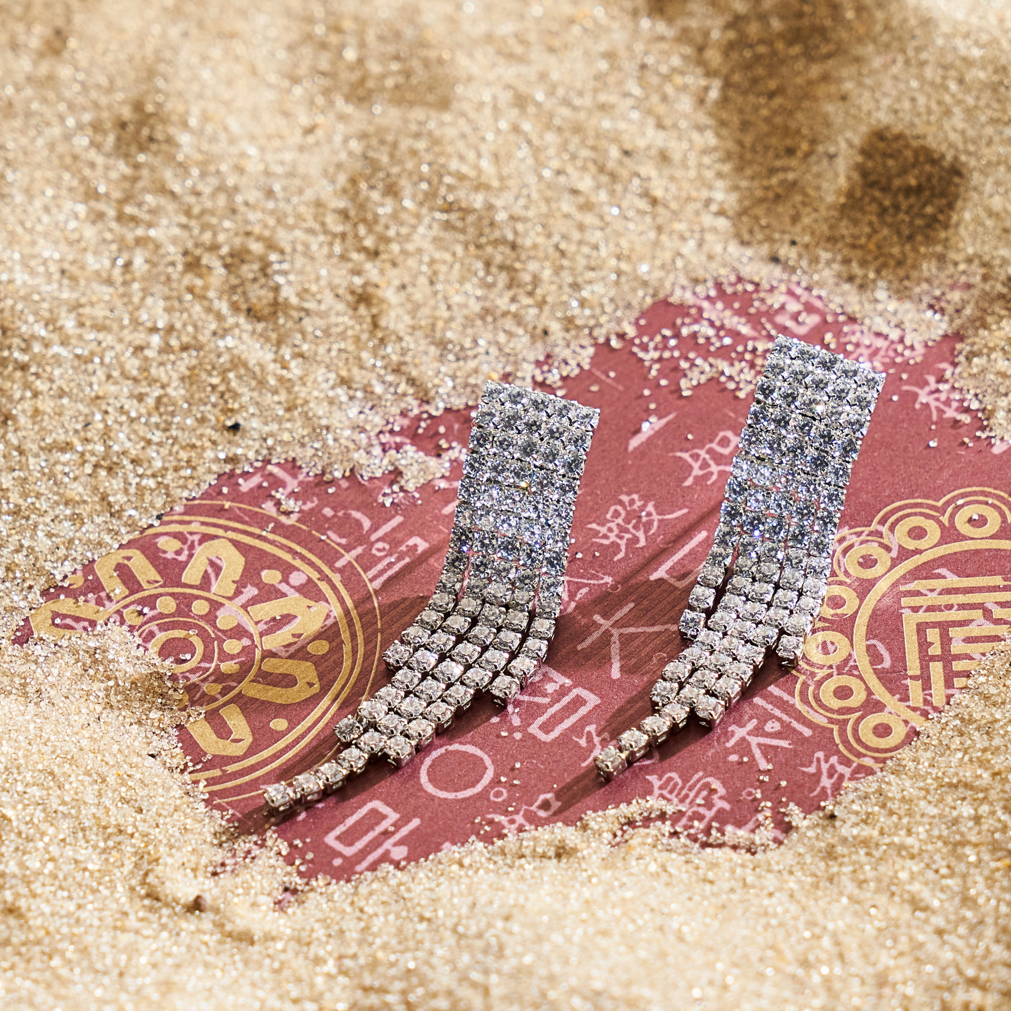 Brinco Shin Banho Ródio Branco