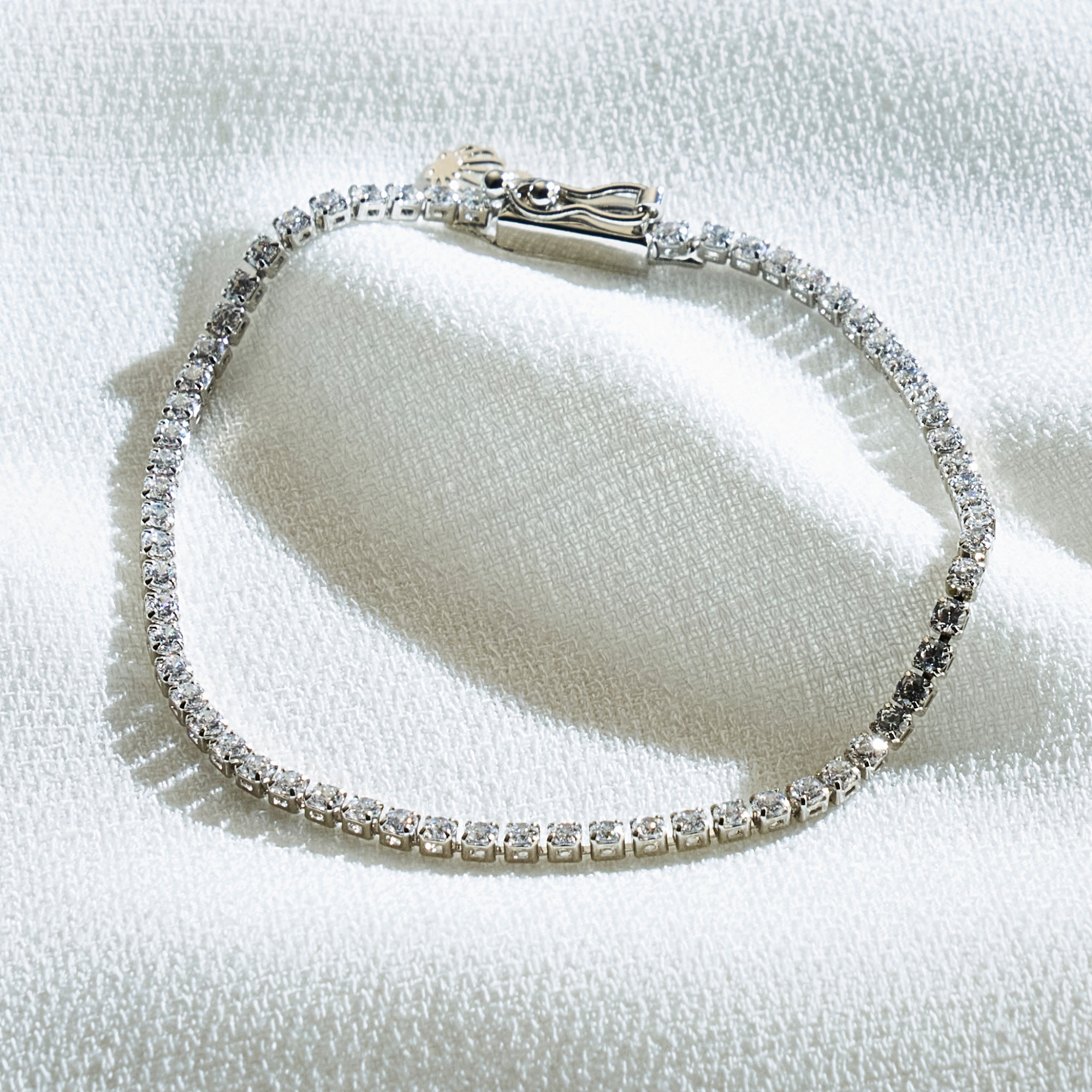 Pulseira Jisoo Banho Ródio Branco