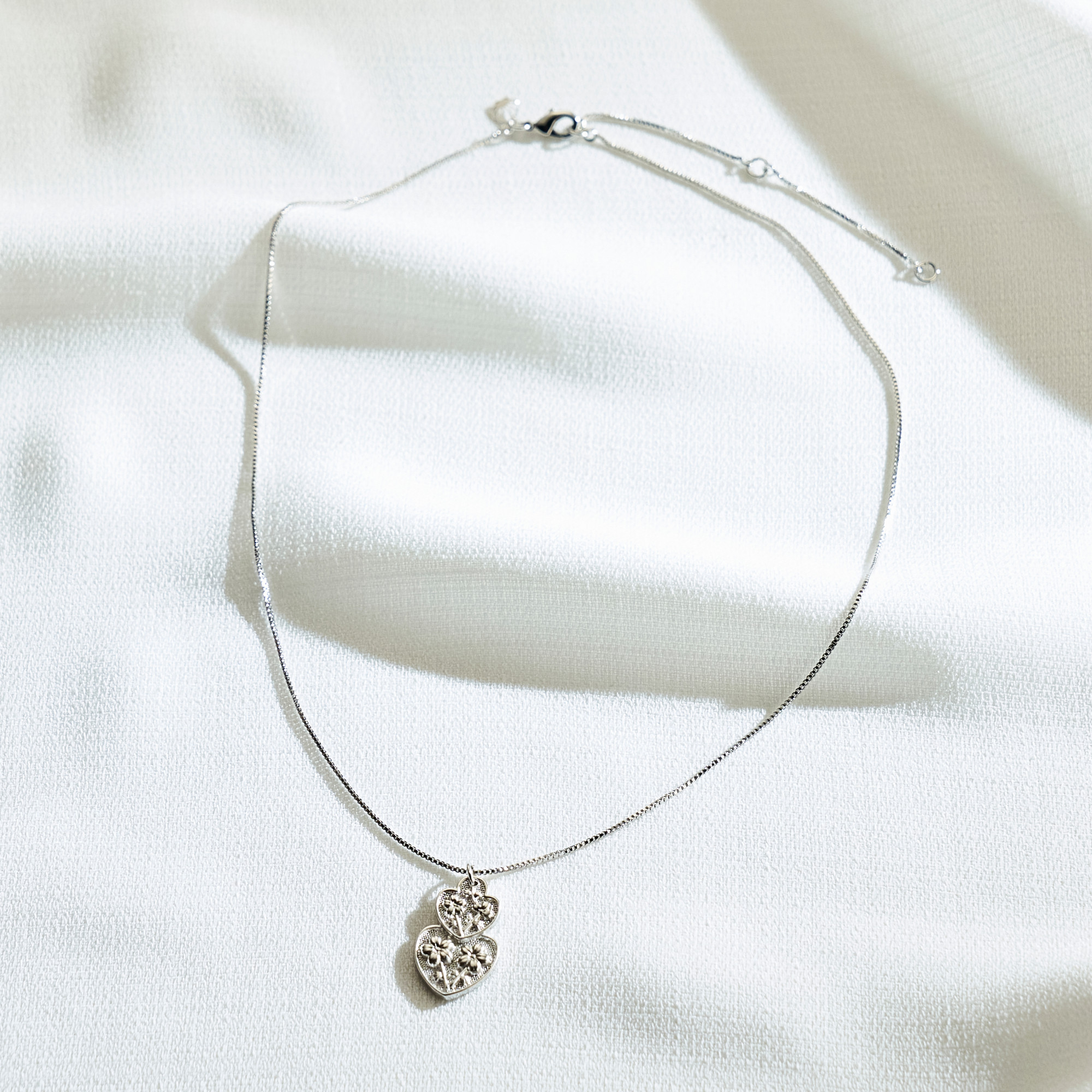 Colar Eunmi Banho Ródio Branco