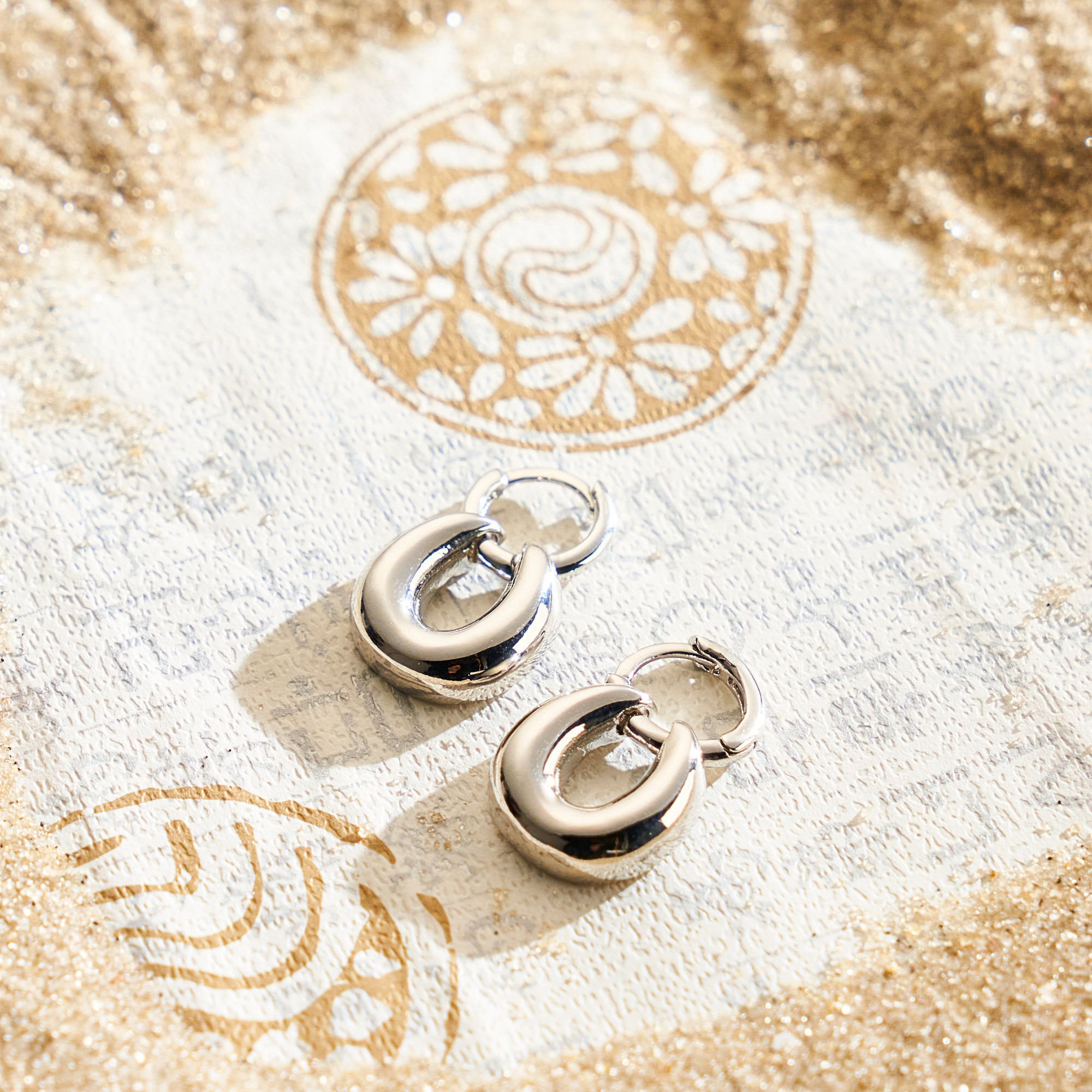 Brinco Sora Banho Ródio Branco