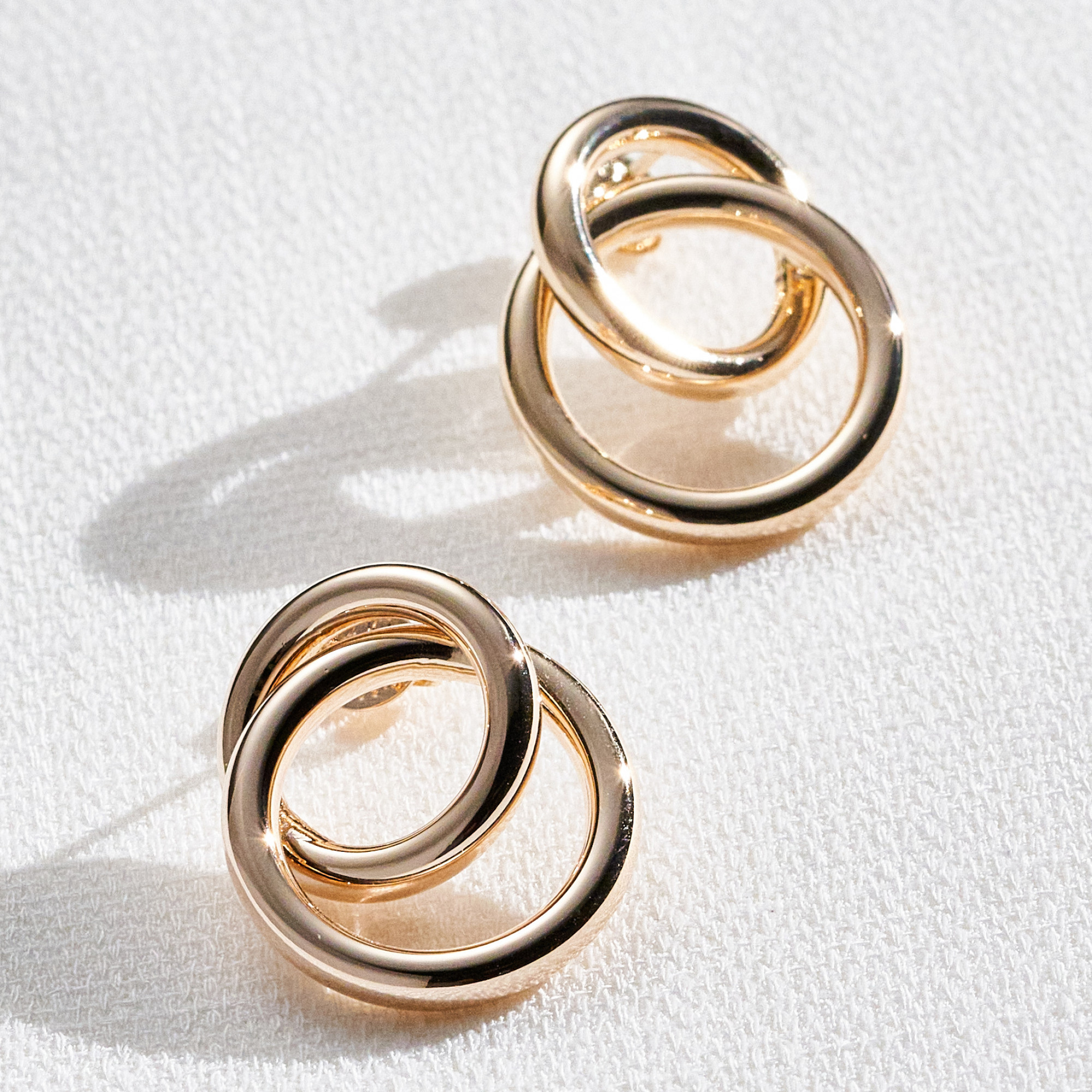 Brinco Emília Banho Ouro 18k