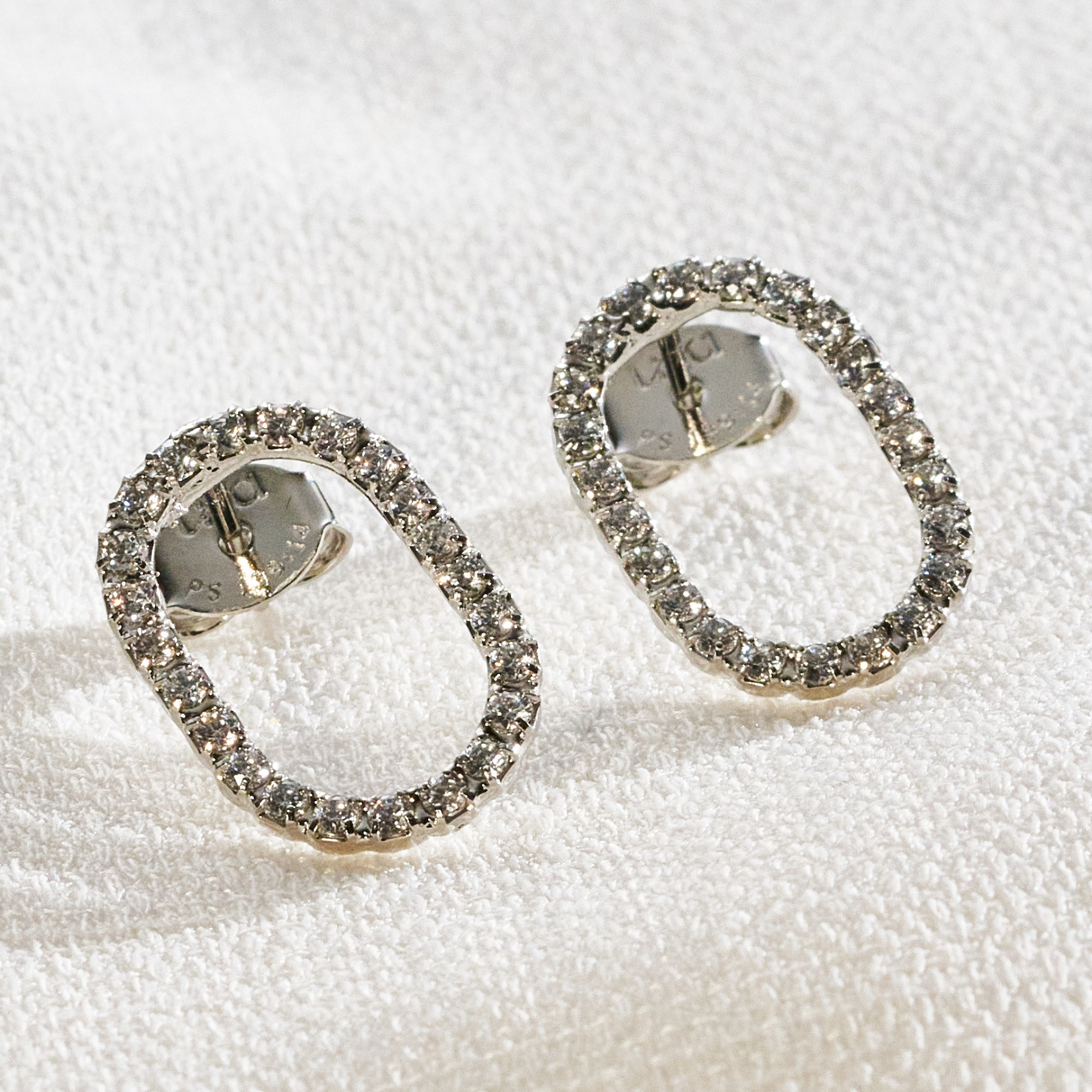 Brinco Maria Paula Banho Ródio Branco