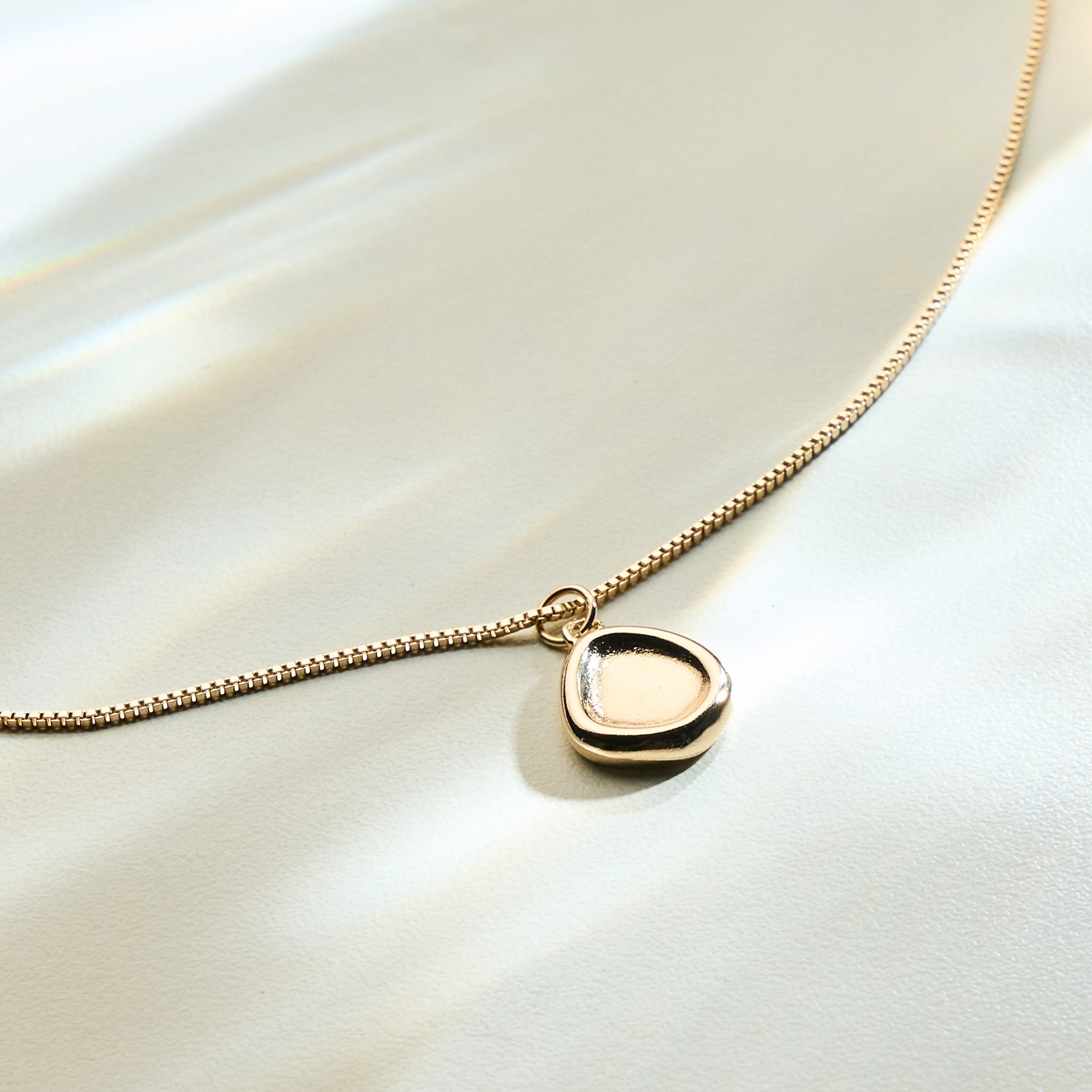 Colar Kamala Banho Ouro 18k