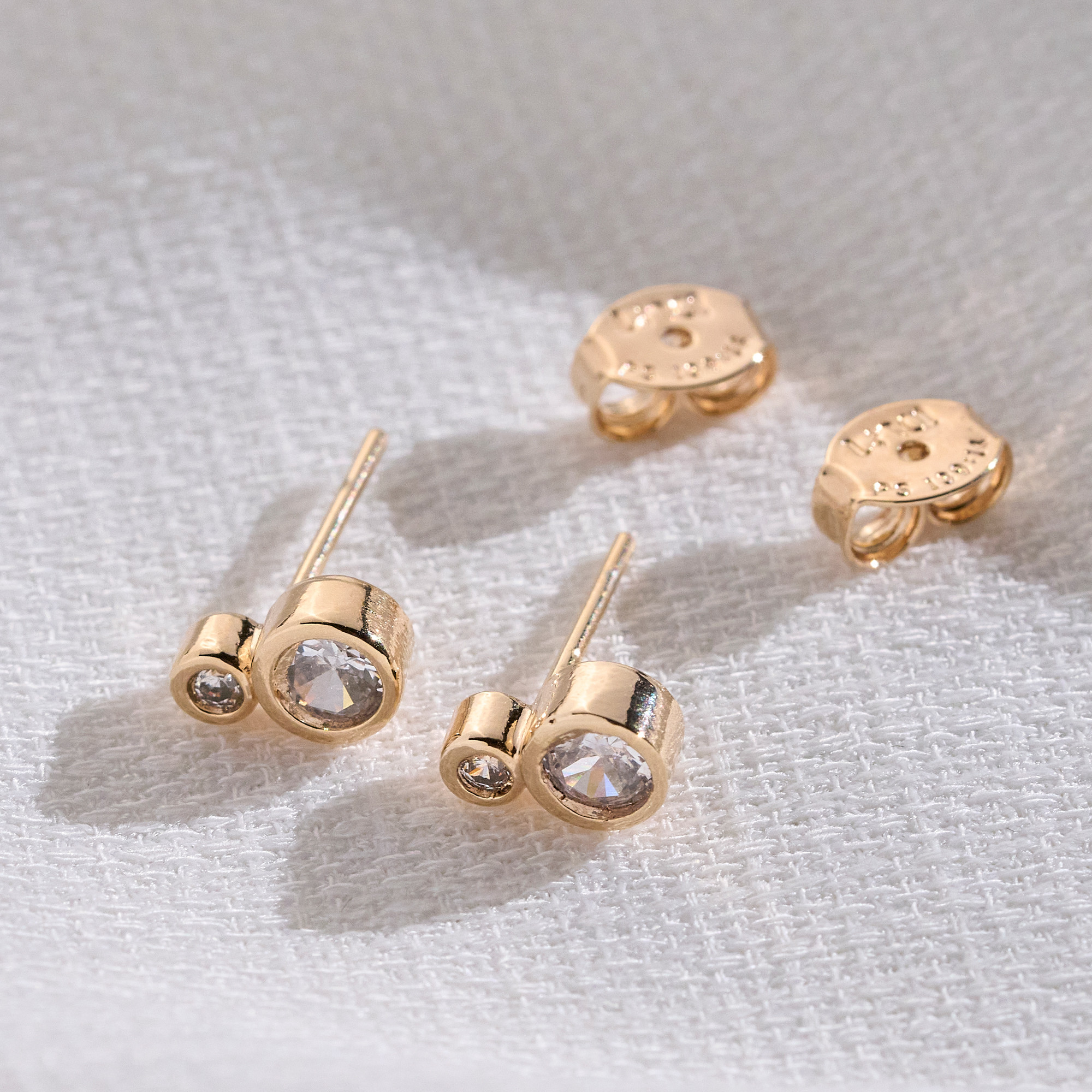 Brinco Jasmim Banho Ouro 18k