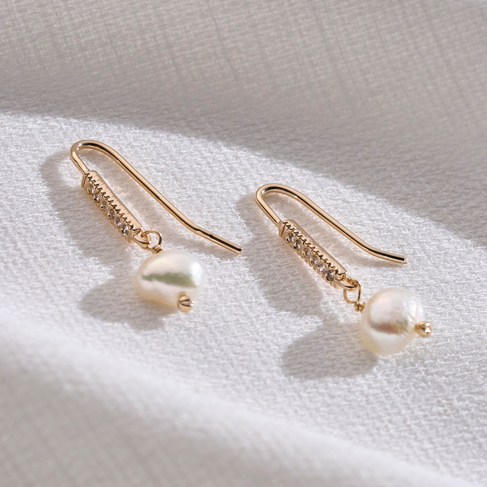 Brinco Anieli Banho Ouro 18k