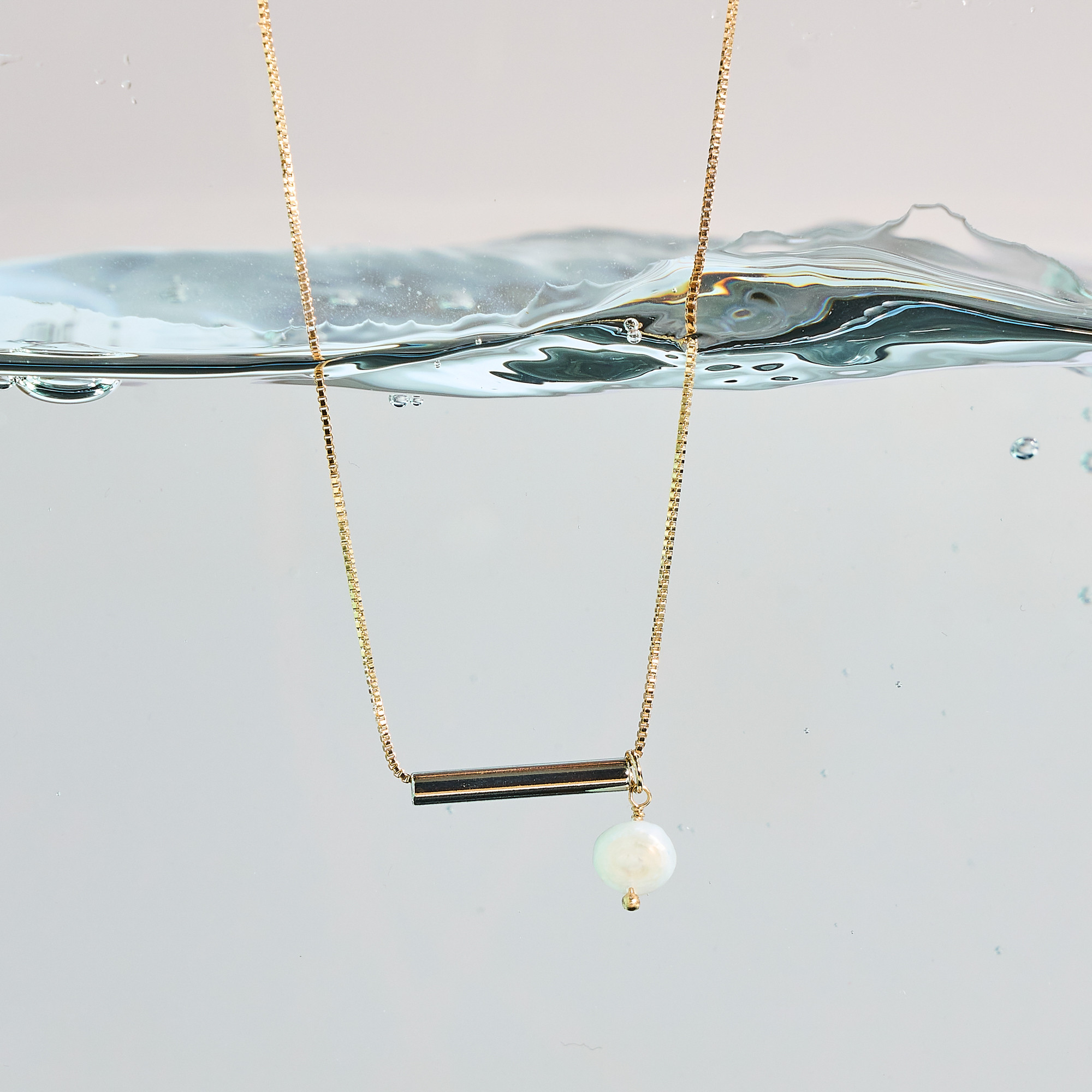 Colar Ilka Banho Ouro 18k e Ródio Branco